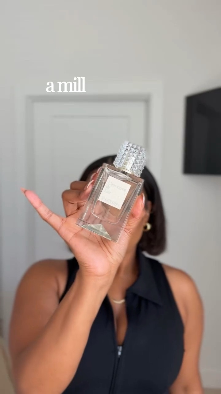 I said I wanted a less sweaty hobby and somehow ended up playing tennis 🥲 But being on the court reminded me how many of us millennials were raised to be serious early. Responsible. Practical. Always preparing for the next thing. Idk..hobbies stopped feeling necessary and started feeling optional.

I used to play tennis 🎾 when I was a kid and coming back to it reminded me that joy doesn’t have to be earned. Using your free will, it can just be chosen. If you are looking to gain community in Arizona, start at @phxblacktennisclub 🫶🏽