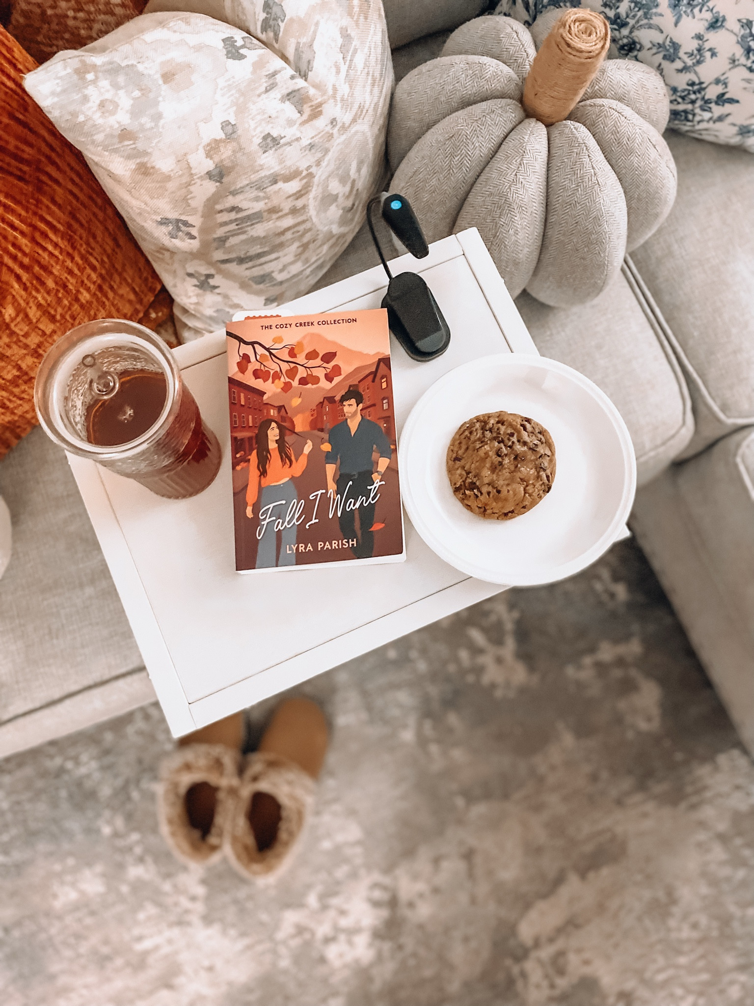 Cozy fall night in reading! 

#LTKSeasonal #LTKHome #LTKHoliday