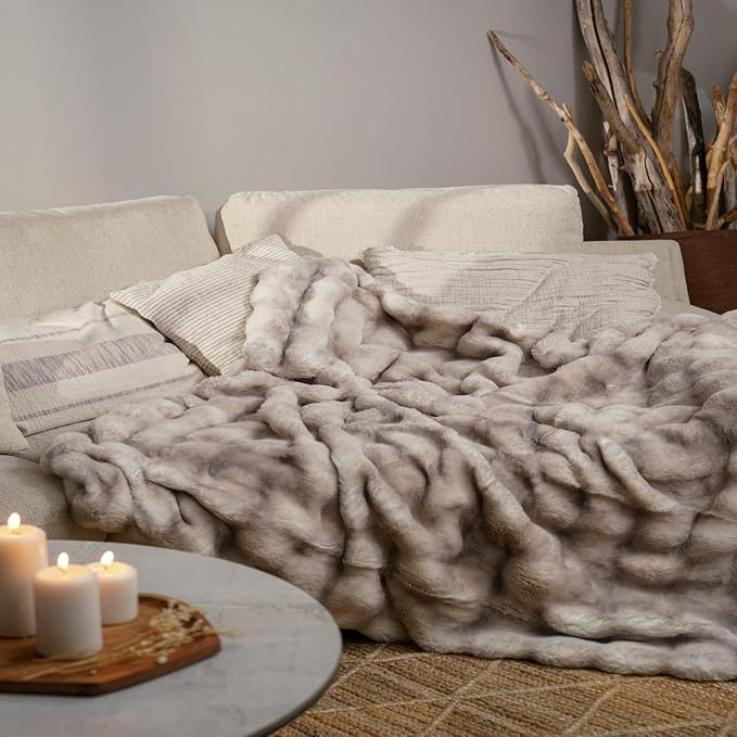 Mon Chateau 60" x 70" Dream Faux Fur Throw, Marble Print Plush Luxury Blanket for Couch, Sofa, or... | Amazon (US)