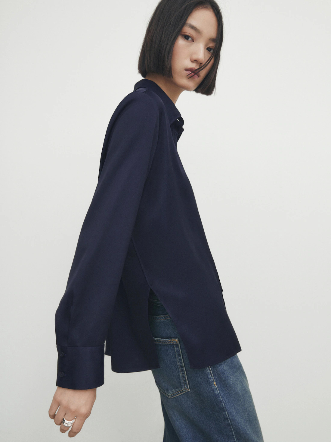 Satin shirt with cut-out details | Massimo Dutti US
