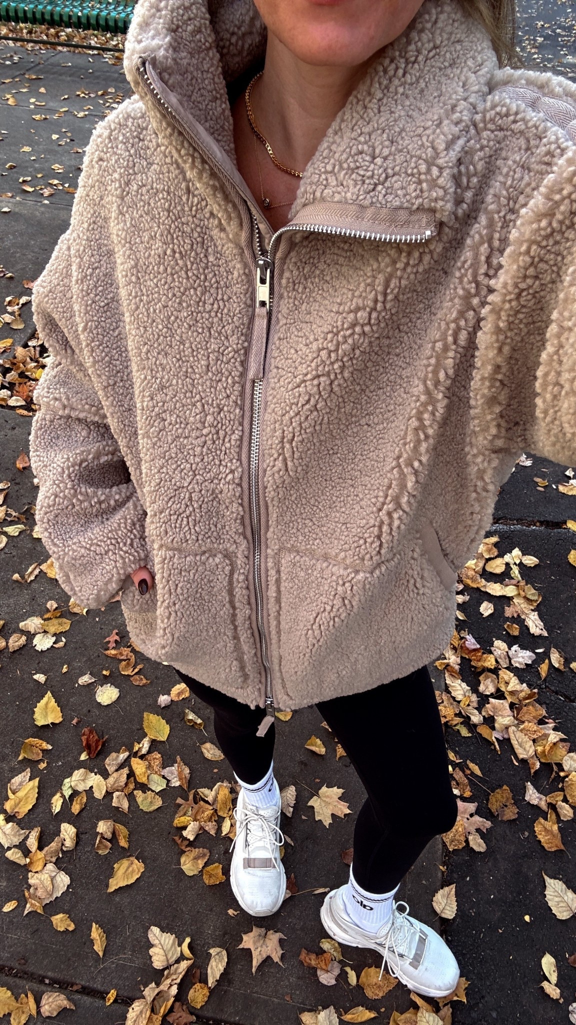 Fall walk outfit - wearing HM fleece in a size large (sized up for oversized look!)