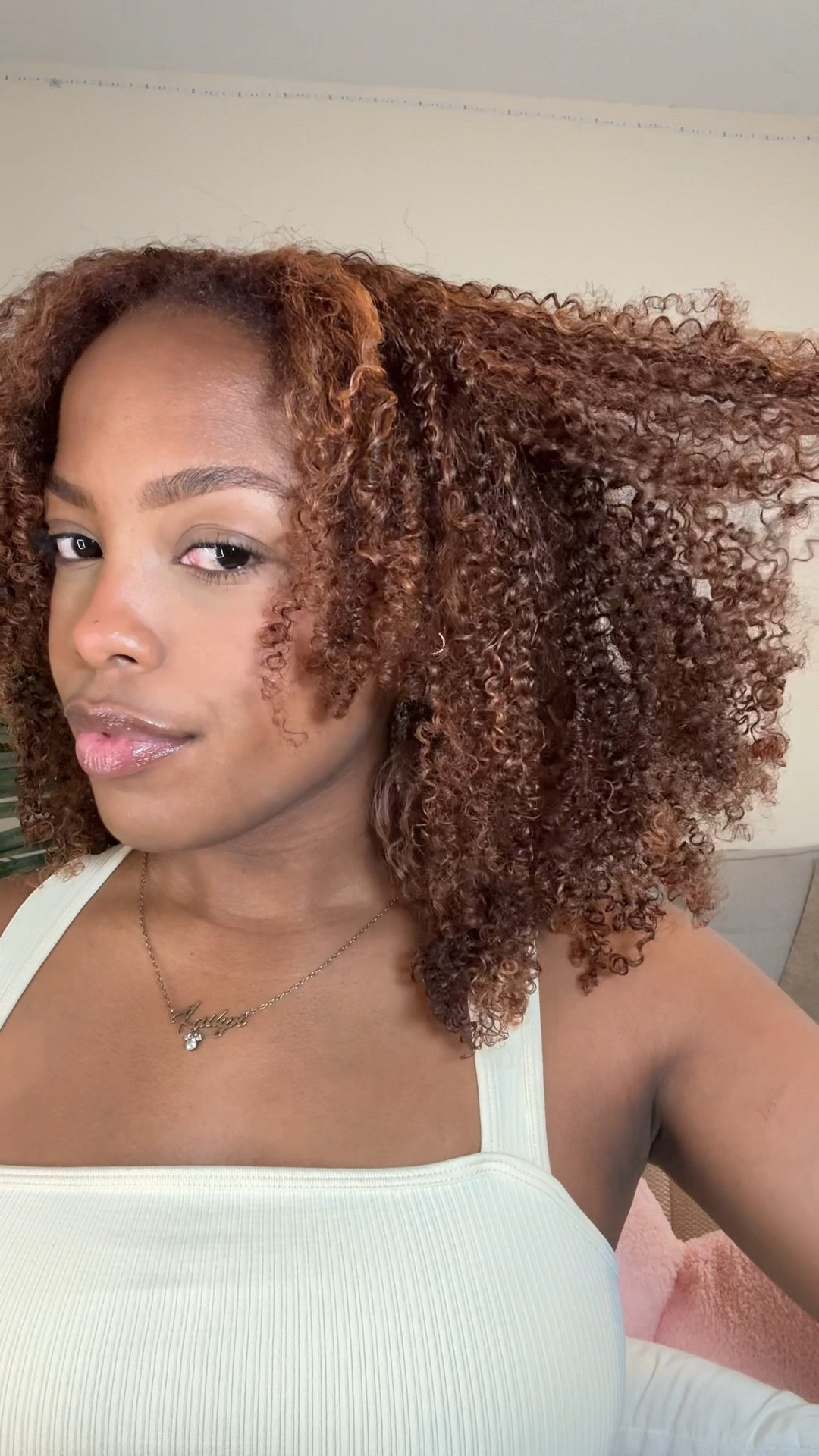 Cute and easy curly hairstyle

#LTKBeauty #LTKVideo