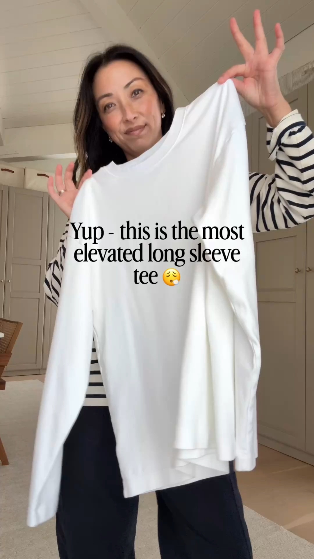 The most perfect long sleeve tee. I don’t own many long sleeve tees but this one is incredible! The drape, the fit 😮‍💨. Wearing a size small and it’s roomy. Could go more tts. 

Aritzia tee small
Pistola cargos regular 26
Loeffler Randall flats 5.5
Mansur Gavriel tote - color
Is old
Le Specs sunglasses
Electric Picks earrings
Dorsey James necklace 15”

#LTKmomlife #LTKPetite