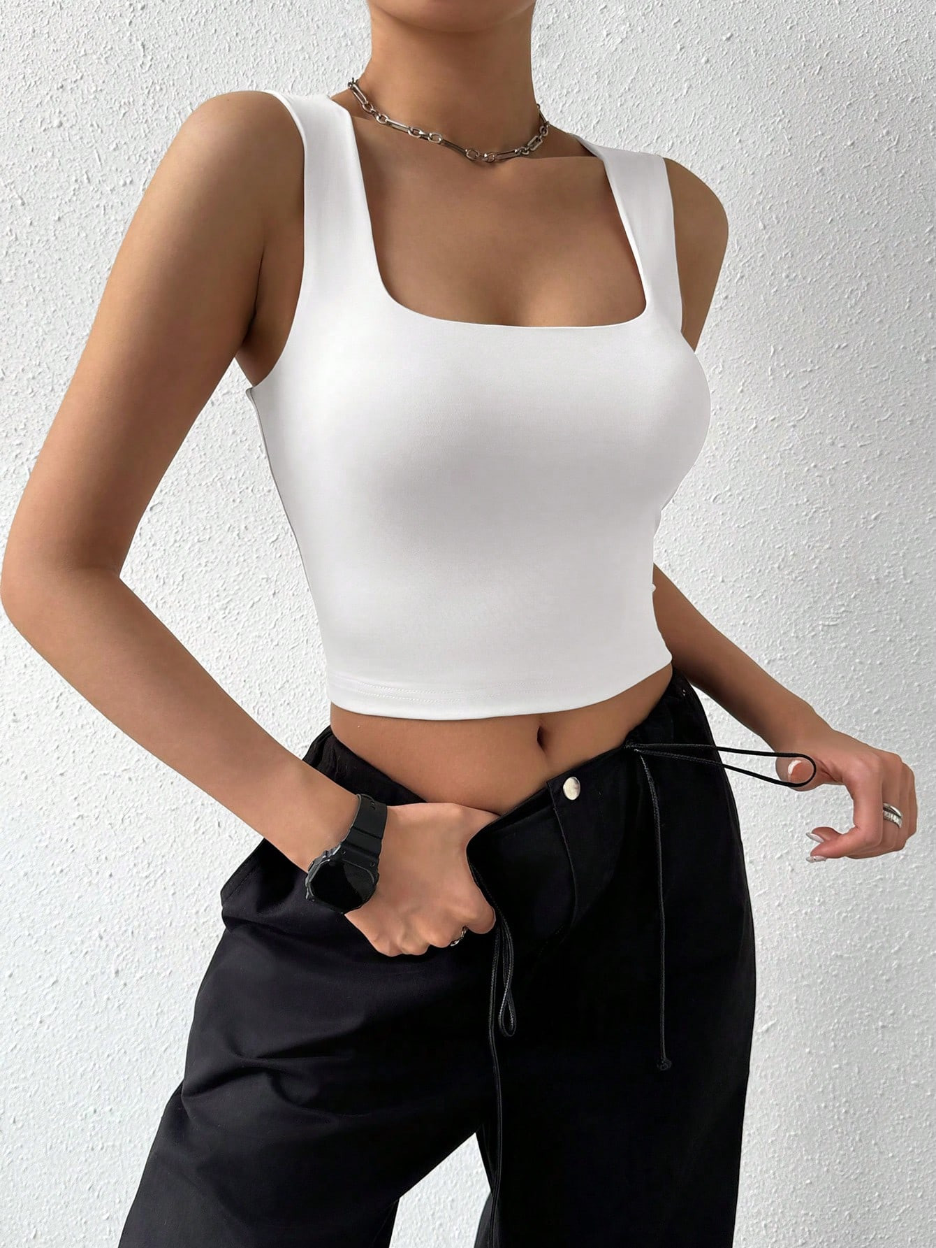 SHEIN Essnce Women's Summer Square Neck Cropped Slim Fit Basic Solid Color Tank Top | SHEIN