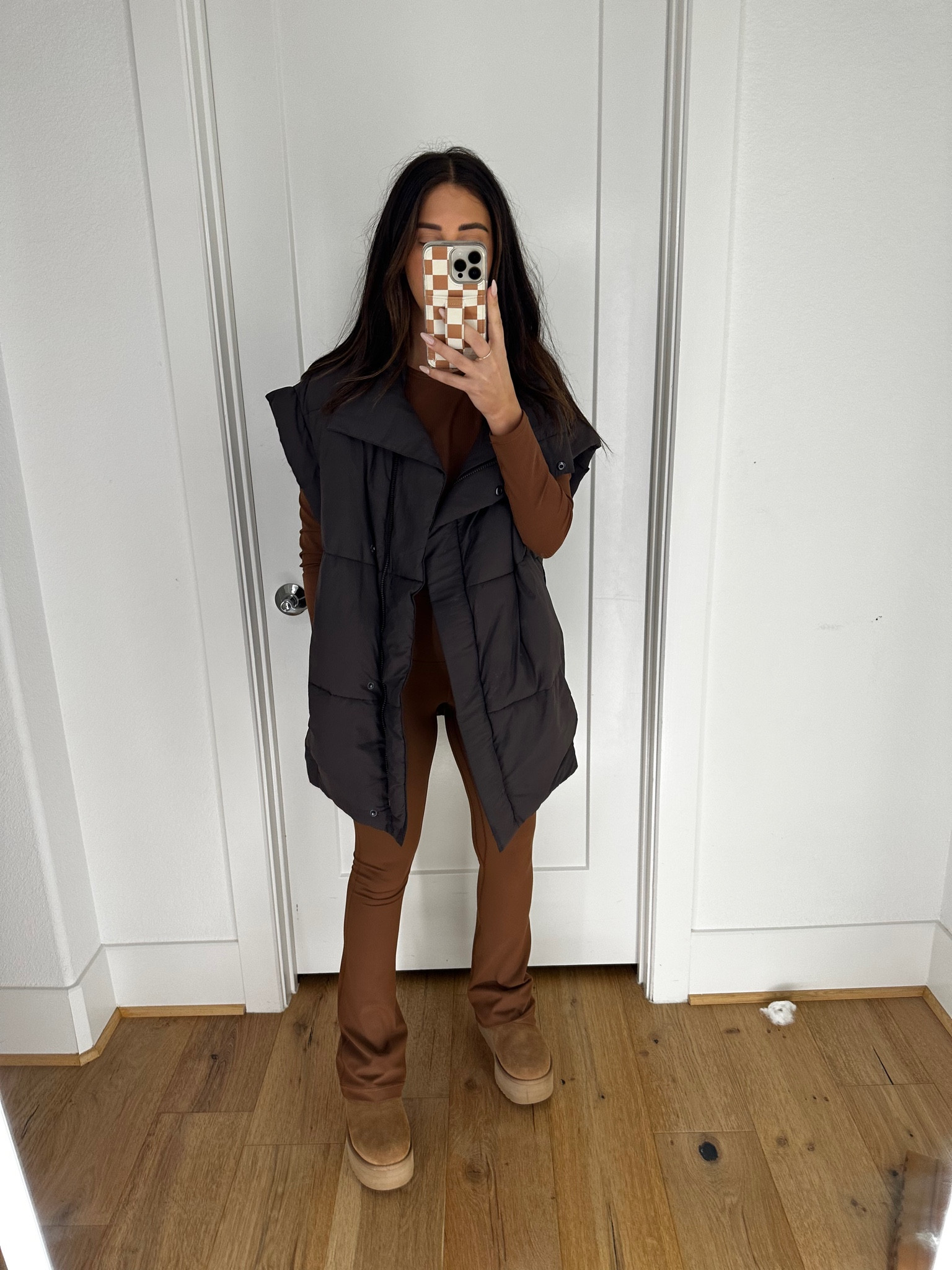 Top: 8 
Bottoms: 8 
Linking similar vests here! 

Dressupbuttercup.com 

#dressupbuttercup 

#LTKunder100 #LTKshoecrush #LTKstyletip