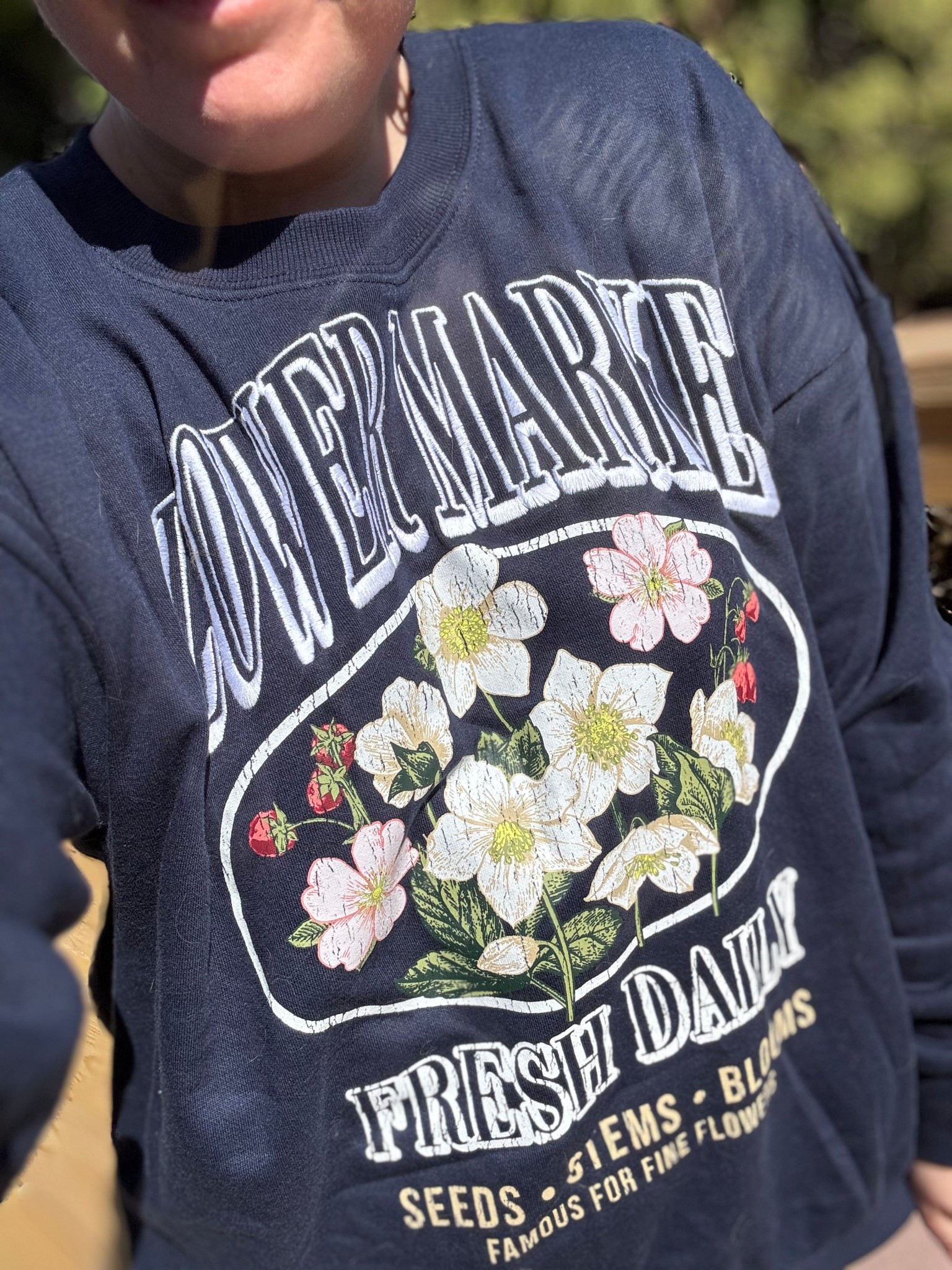 Grabbed the CUTEST sweatshirt at Walmart this morning! The words across the top are embroidered! And the rest is a screen print. It’s so soft and cozy and under $14!! This will be perfect for my spring days at the farmers market!

No Boundaries Oversized Graphic Crewneck Sweatshirt, Women's

#LTKFindsUnder50 #LTKStyleTip