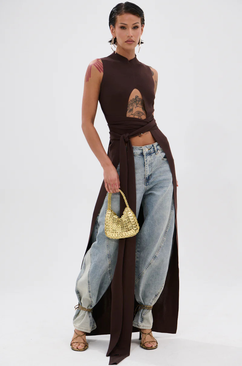 OVER THE TOP CUTOUT SWEATER IN CHOCOLATE BROWN | AKIRA