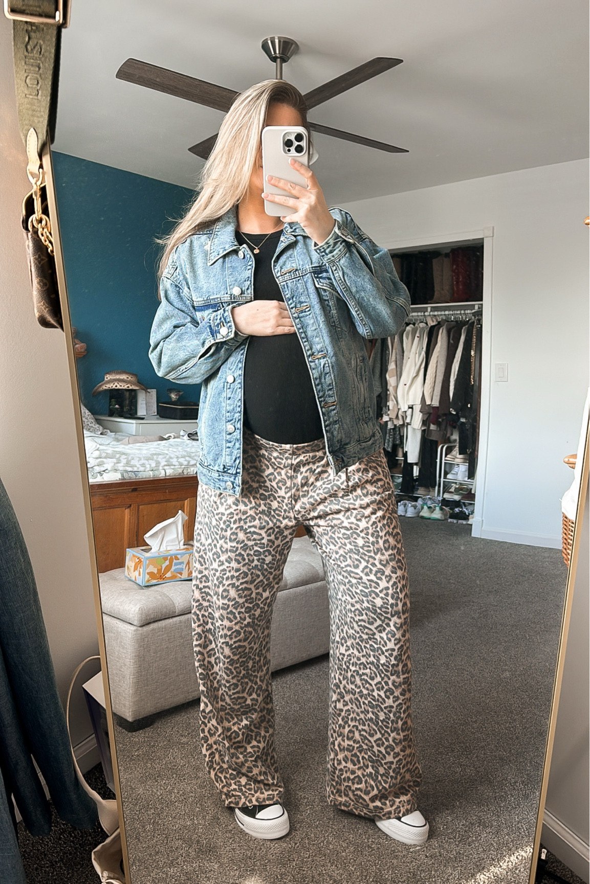 33 weeks🤰🏼

S top
S jacket
M short bottoms (would’ve done S short pre-pregnancy)



#LTKSaleAlert #LTKBump #LTKFindsUnder50