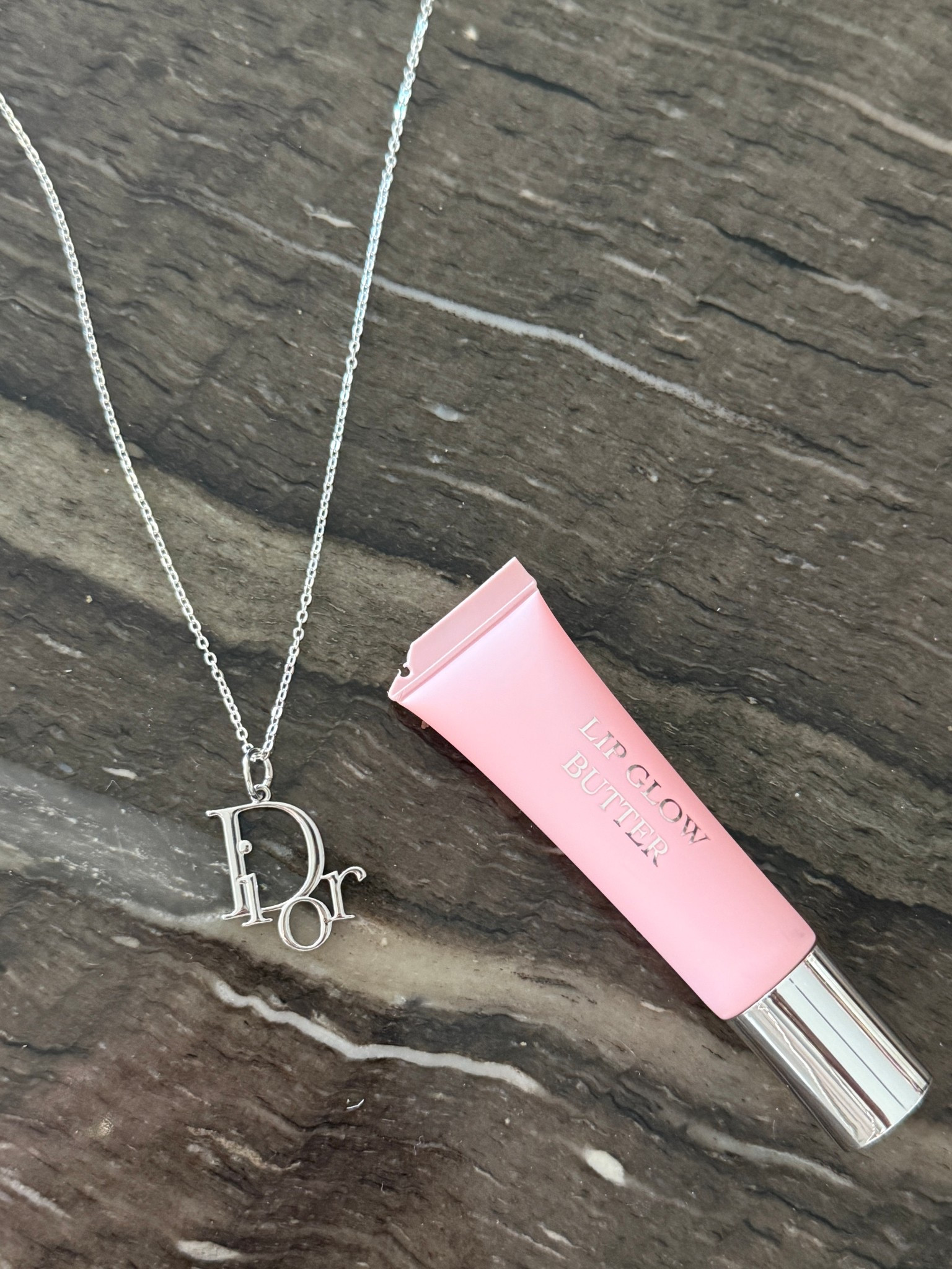 DIY Dior necklace 🎀

#LTKootd #LTKBeauty #LTKselfcare