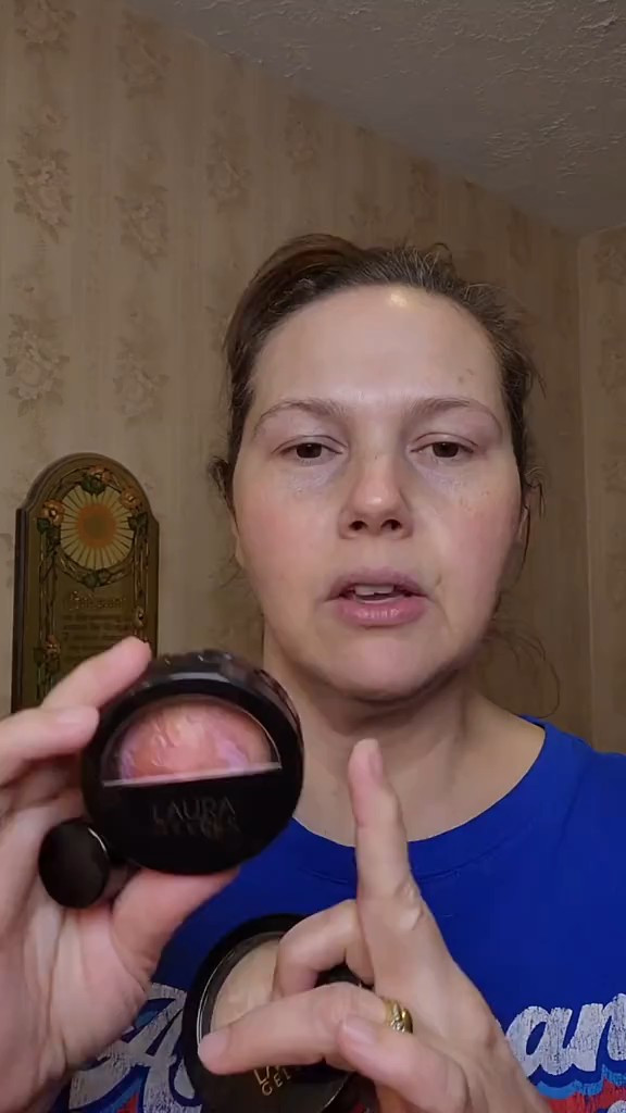 💥Gift for her!💥Grab the Laura Geller Daily Routine Set for some this holiday season. #dailyroutineset#laurageller#christmasgiftGiftsforher#stockingstuffer

#LTKCyberWeek #LTKHoliday #LTKGiftGuide