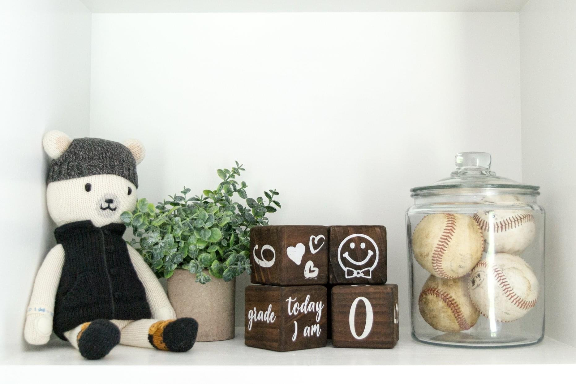 Boy Room Bookshelf 

Boy bedroom, nursery, nursery ideas, bookshelves, home decor, maine home, blocks, baseball, bookshelf decor, boy bedroom styling, books, children’s books, Etsy finds, amazon deals, amazon finds, boy nursery, neutrals, decor, built ins 

#LTKfindsunder100 #LTKhome #LTKfindsunder50