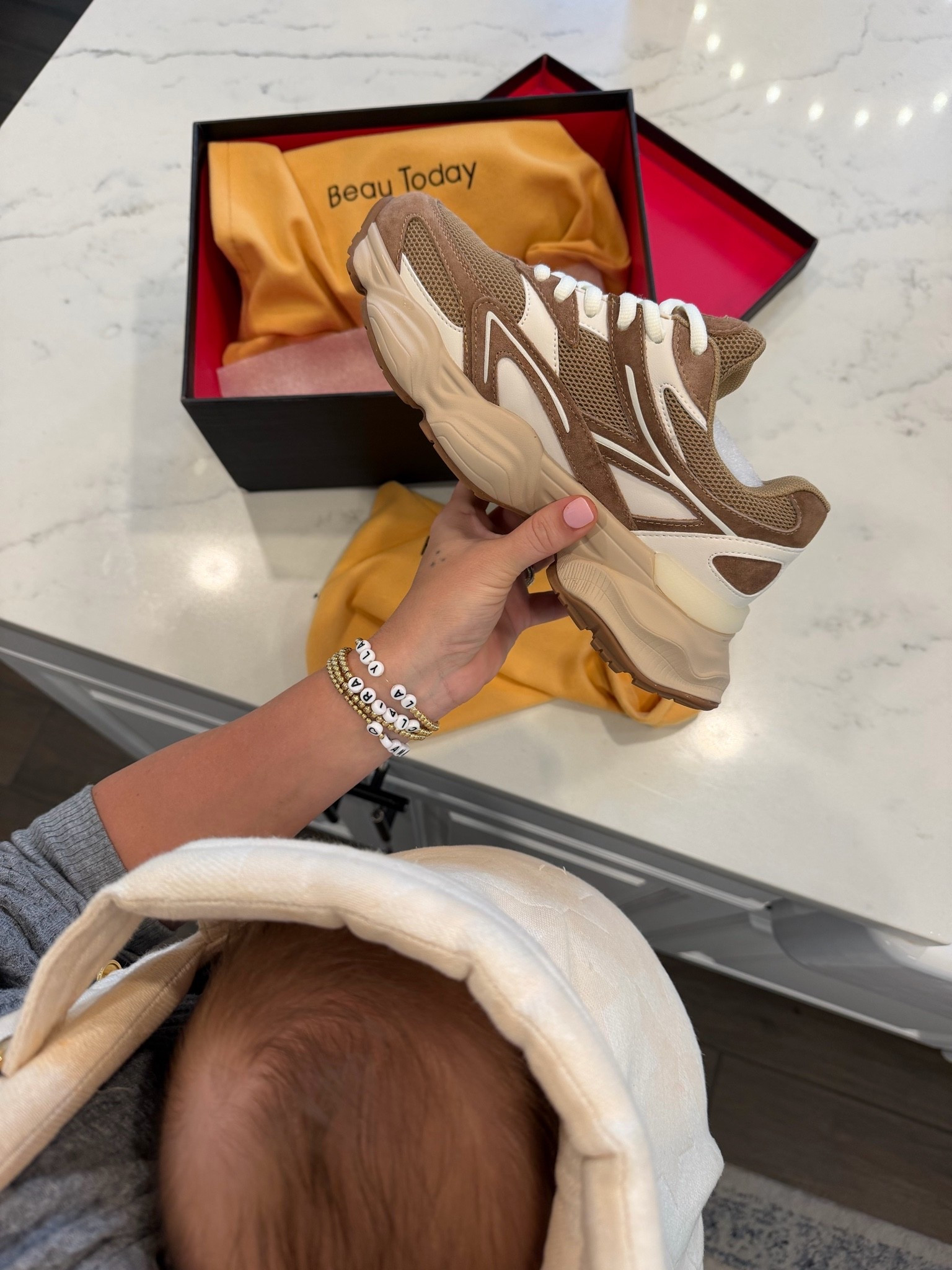New fall sneakers 👌🏼

#LTKSeasonal #LTKmomlife