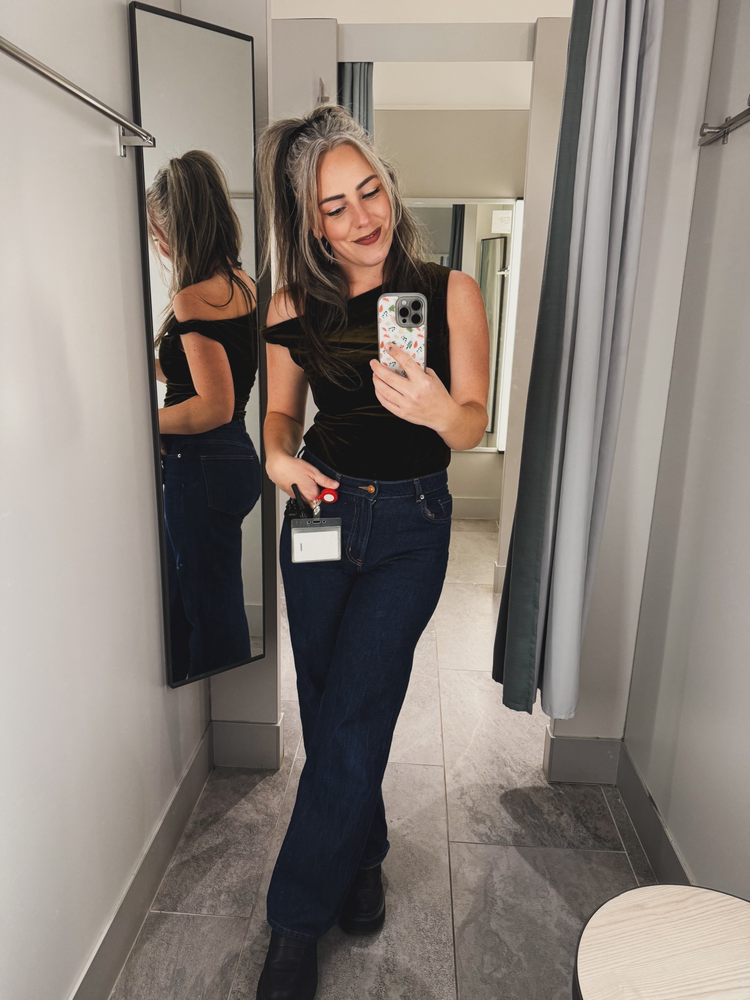 H&M, holiday deal, sale, velvet, velour, green, sage green, going out top, party outfit, date night, holiday party

#LTKdayinmylife #LTKHoliday #LTKOver40