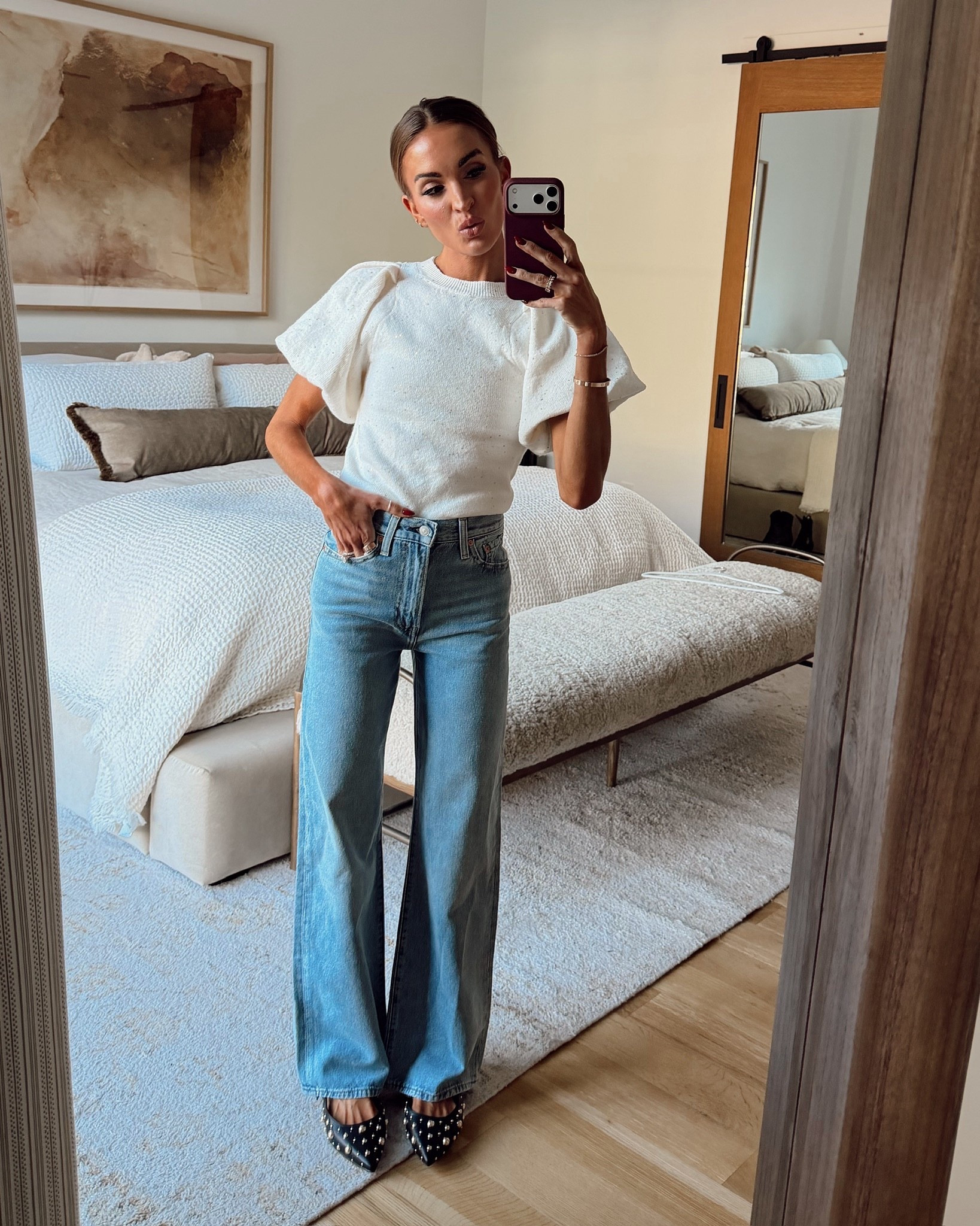 how fun are the puff sleeves on this classic white top? 🤍 such a versatile piece you can get so much wear out of! 🫶🏼

#LTKFindsUnder50