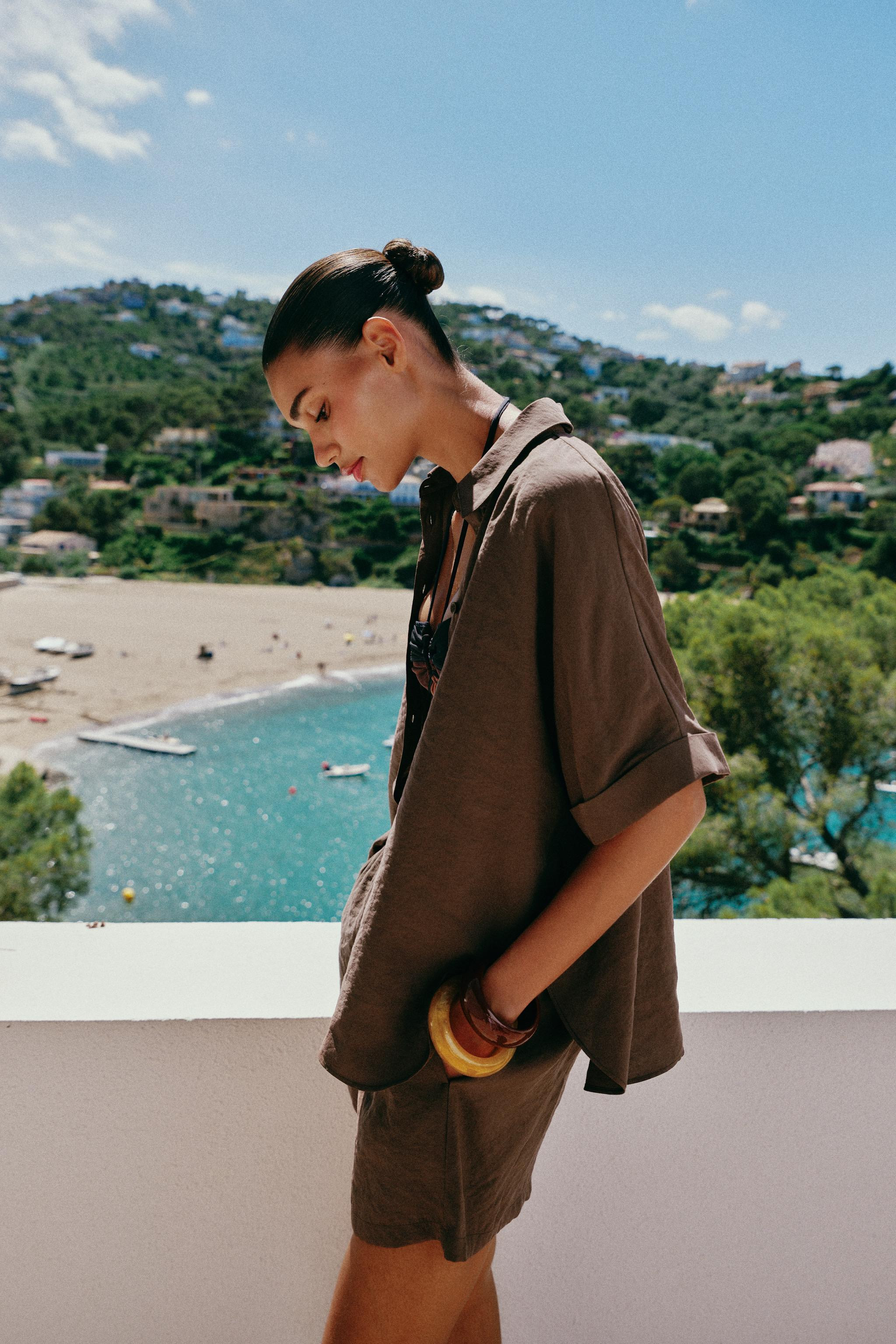 SHORT SLEEVE FLOWING SHIRT | Zara UK
