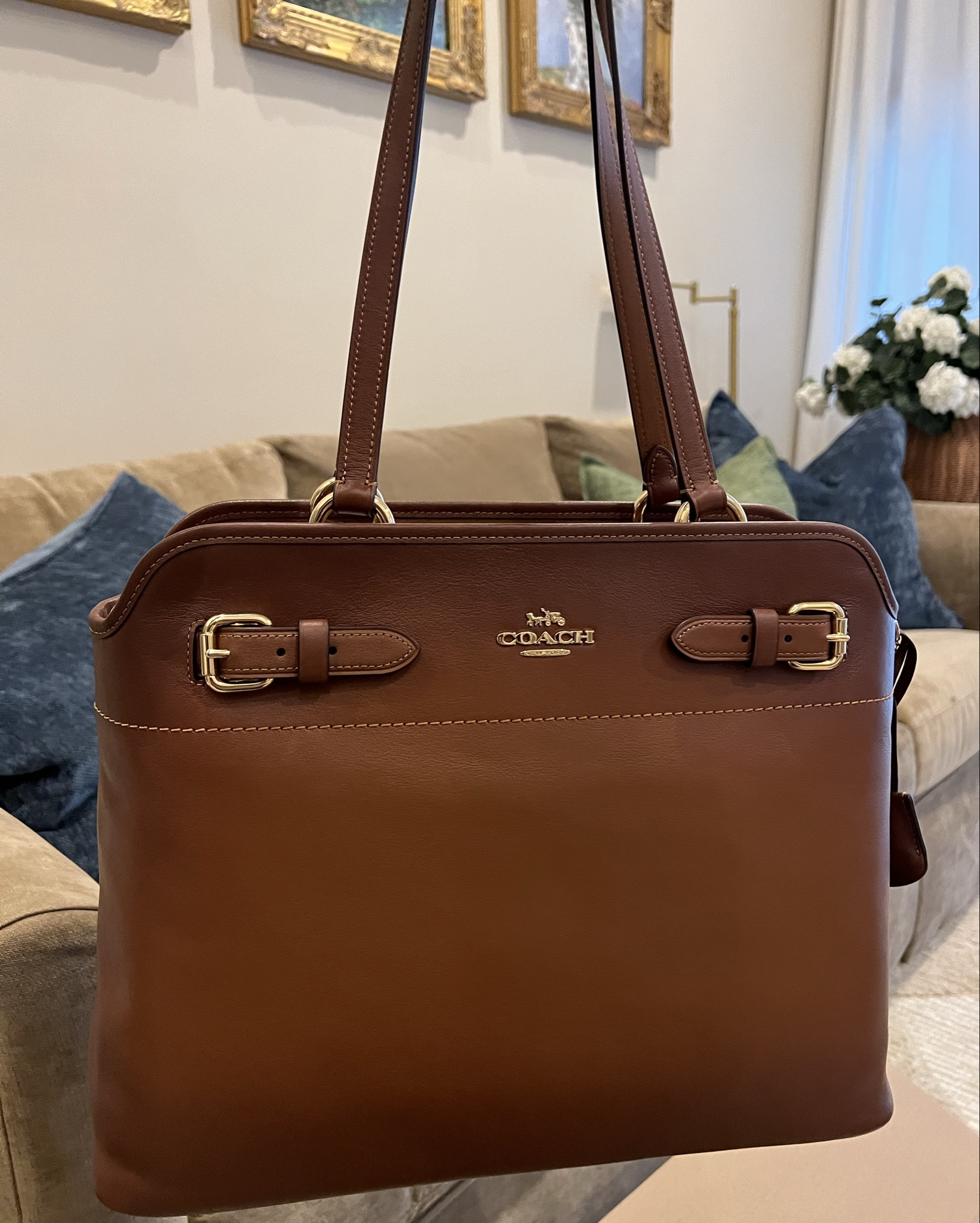 Major sale happening at Coach! Shop this cute tote and accessories here!

#LTKSaleAlert #LTKootd #LTKgrwm