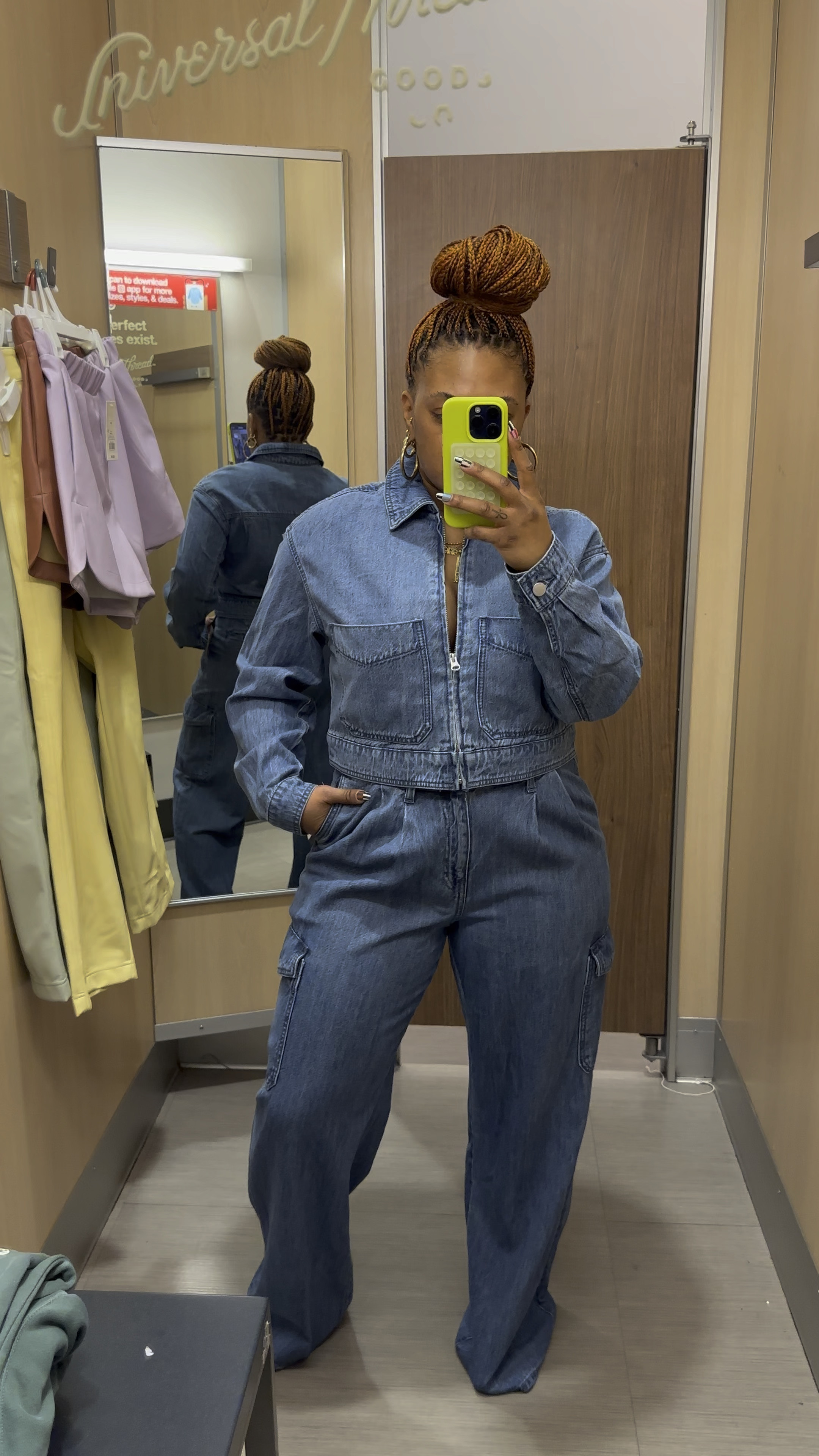 Universal Thread Denim Cargo Set 
Top: Medium 
Bottoms: Size 12


#LTKstyletip #LTKmidsize #LTKfindsunder100