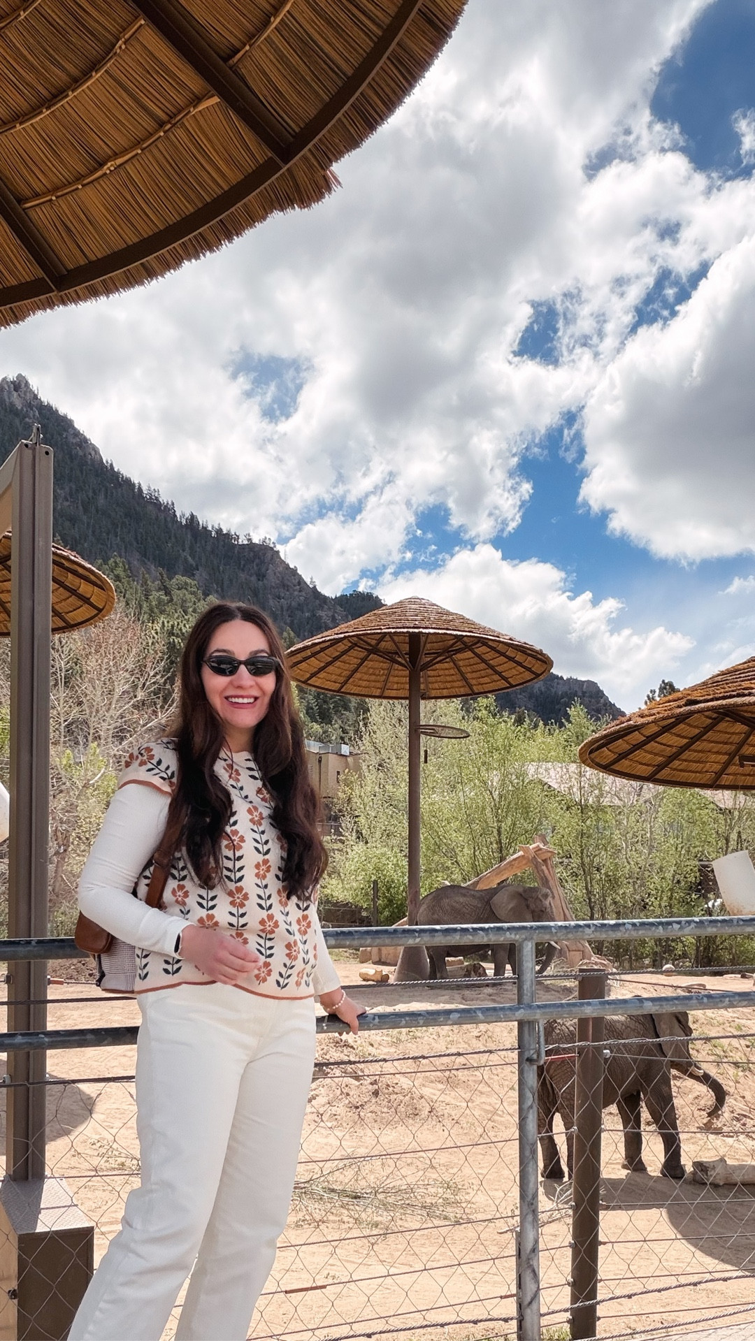 Use my Amazon Code “MIKAELASJ” for 10% off 😎✨@amazon #amazonsunglasses 
Amazon sunglasses, zoo outfit, western outfit, white jeans, white denim, spring outfit 2026

#LTKootd #LTKstorytime #LTKSeasonal