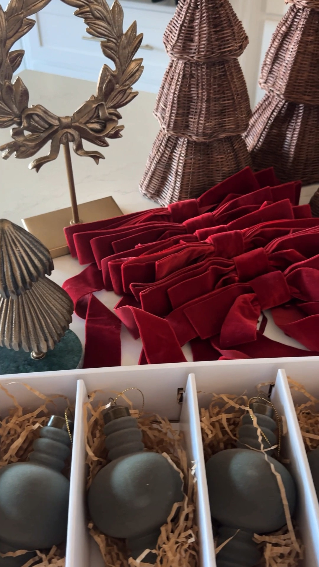 Stunning new Christmas decor from Target!! Loving all the warm colors and textures that are inspiring my holiday decor this year!! These Christmas trees, bows, wreaths etc. an all be found at Target!! 🙌🏼👏🏼

#LTKHome #LTKSeasonal #LTKHoliday