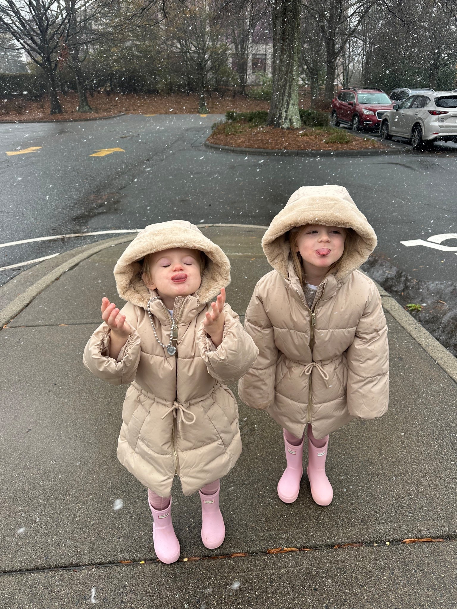 H&M hooded puffer jackets for toddlers!



#LTKKids #LTKHoliday #LTKBaby
