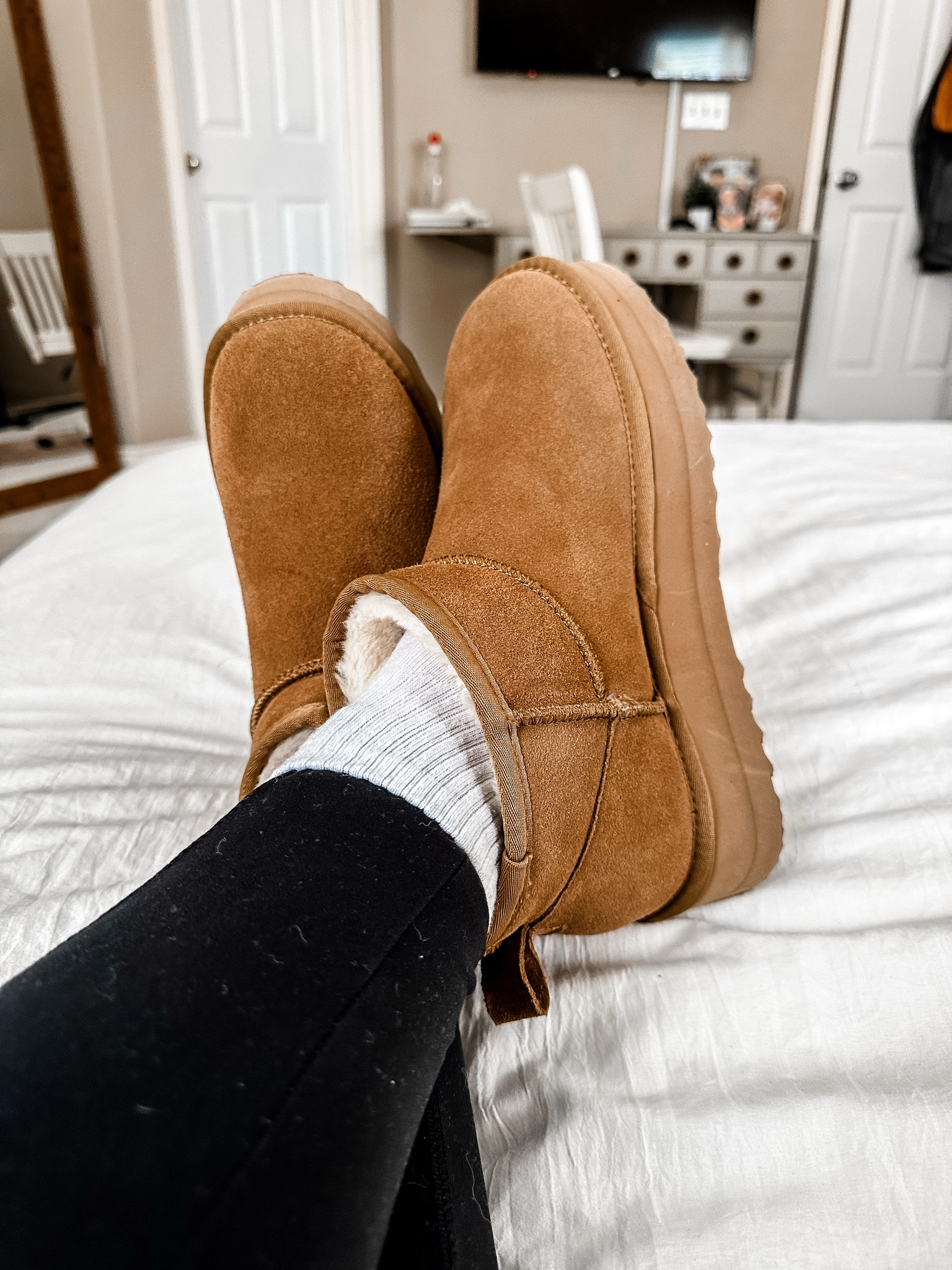 Boots Ugg boots sheepskin boots

#LTKShoeCrush #LTKSaleAlert #LTKFindsUnder100