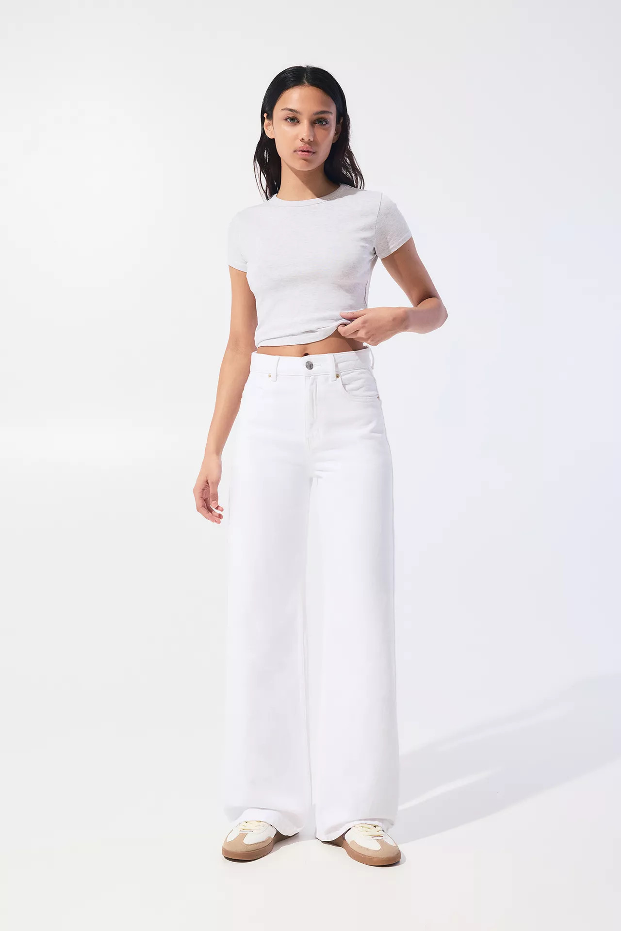 High-waist wide-leg jeans | PULL and BEAR UK