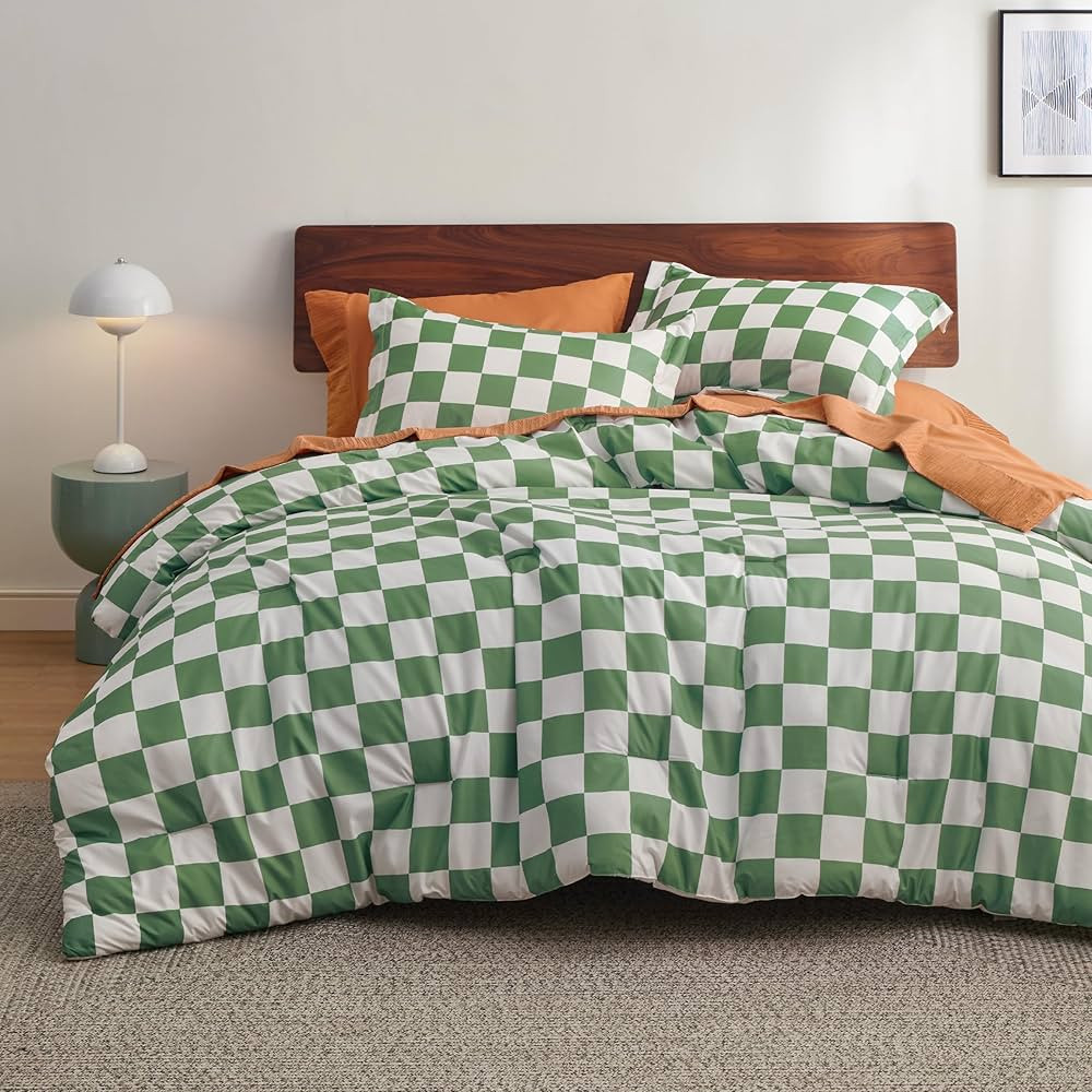 Bedsure Green Checkered Comforter Set - Bedding Comforter Set Queen, Green White Fluffy Grid Plai... | Amazon (US)