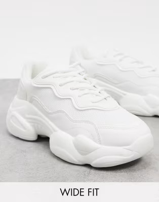 ASOS DESIGN Wide Fit Divine chunky sneakers in white | ASOS | ASOS (Global)