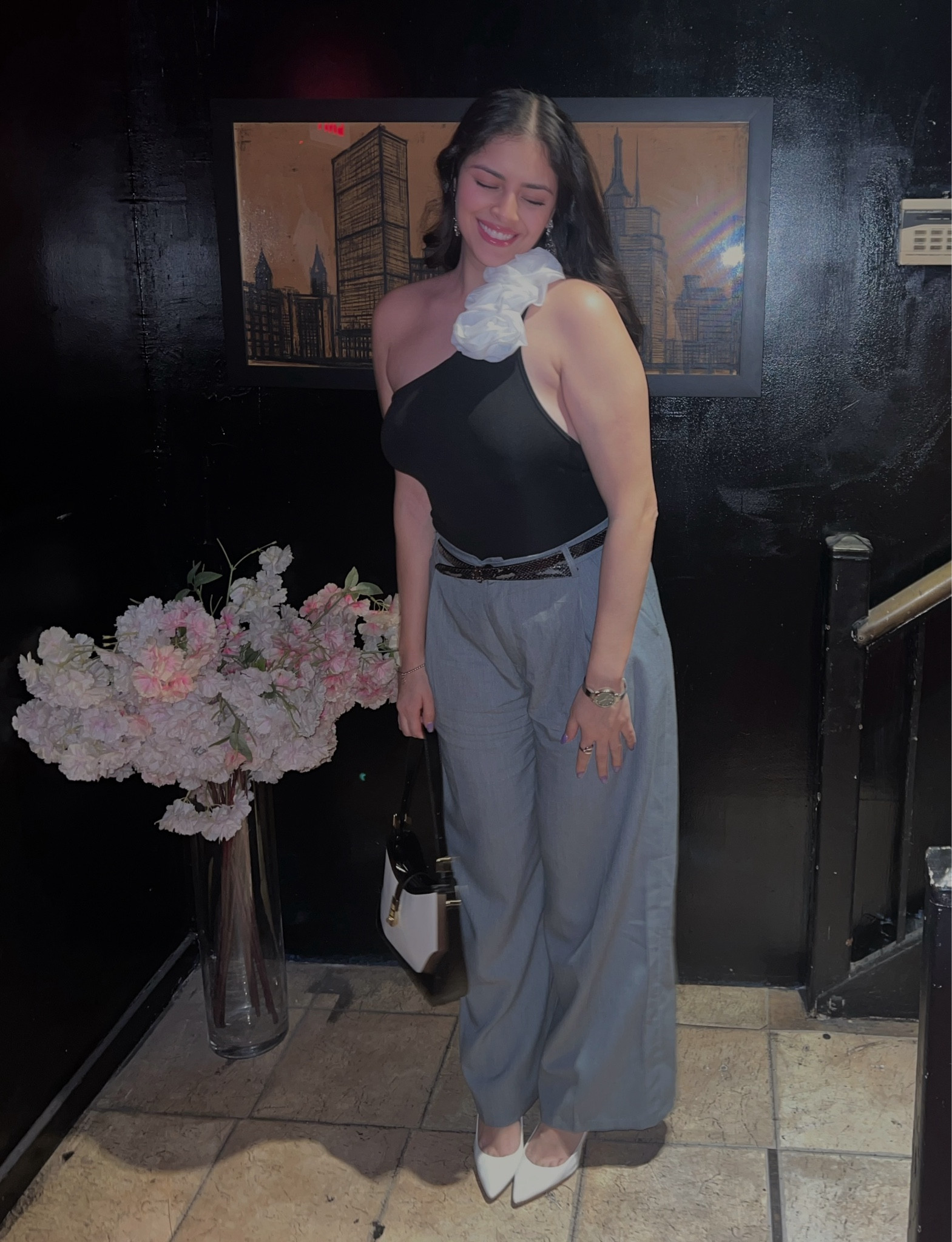 A work outfit or a going out outfitt

#LTKitbag #LTKGiftGuide #LTKfindsunder50