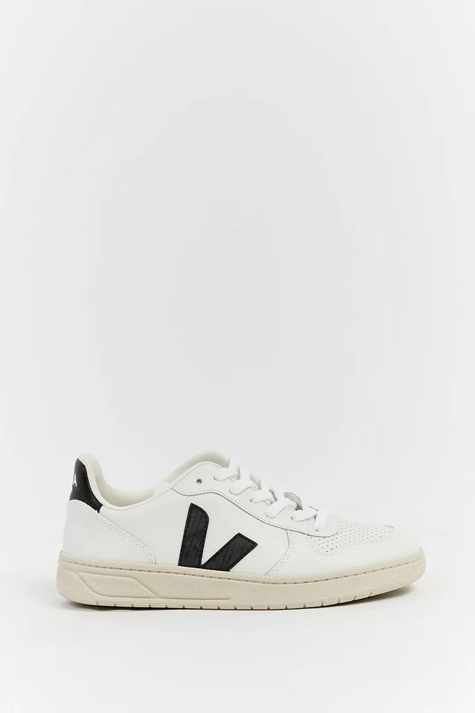 VEJA V-10 LEATHER WHITE BLACK | DISSH