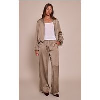 Sage Khaki Textured Satin Drawstring Straight Leg Pant | PrettyLittleThing US
