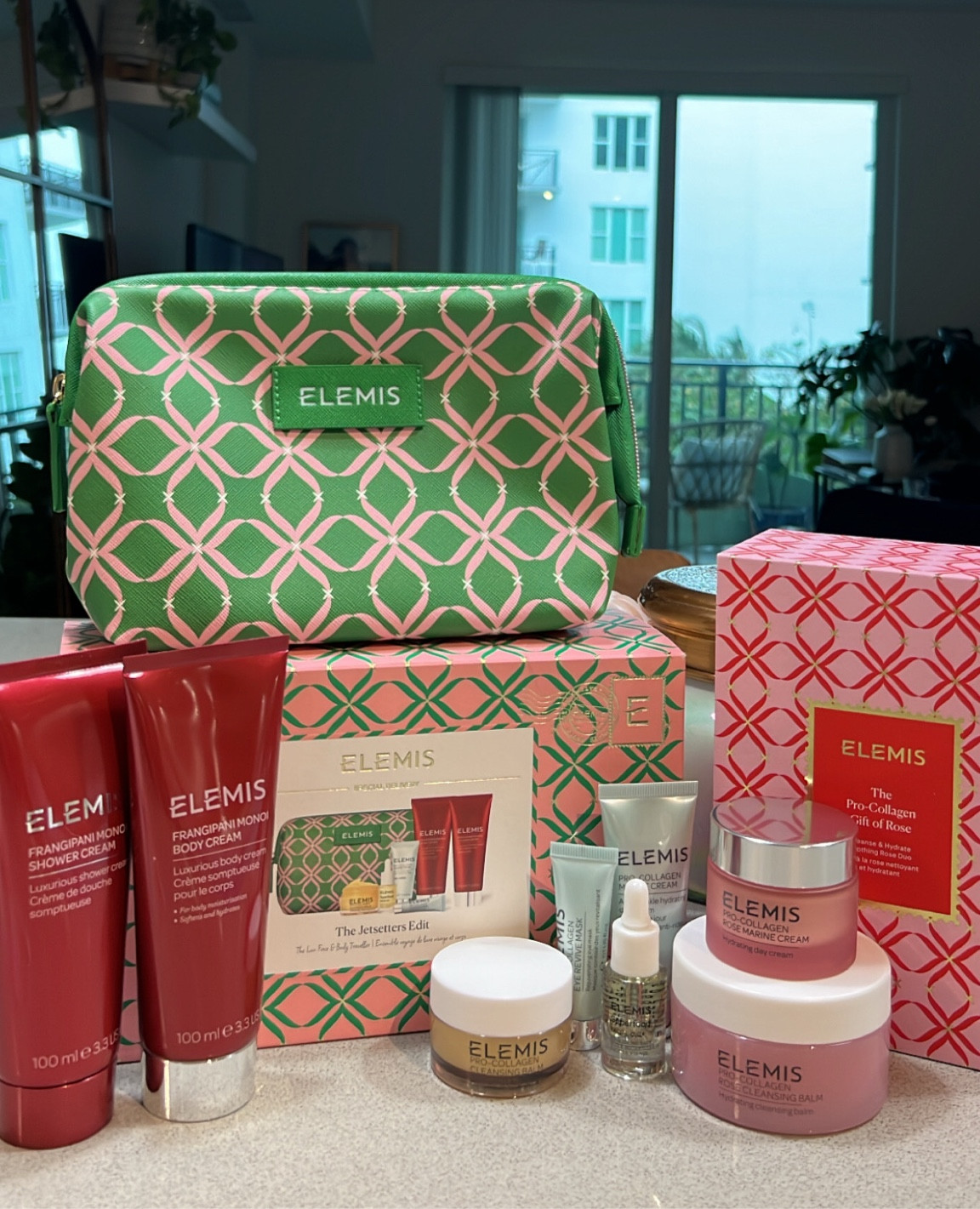 ELEMIS HOLIDAY FAVES 🤩🥳❤️