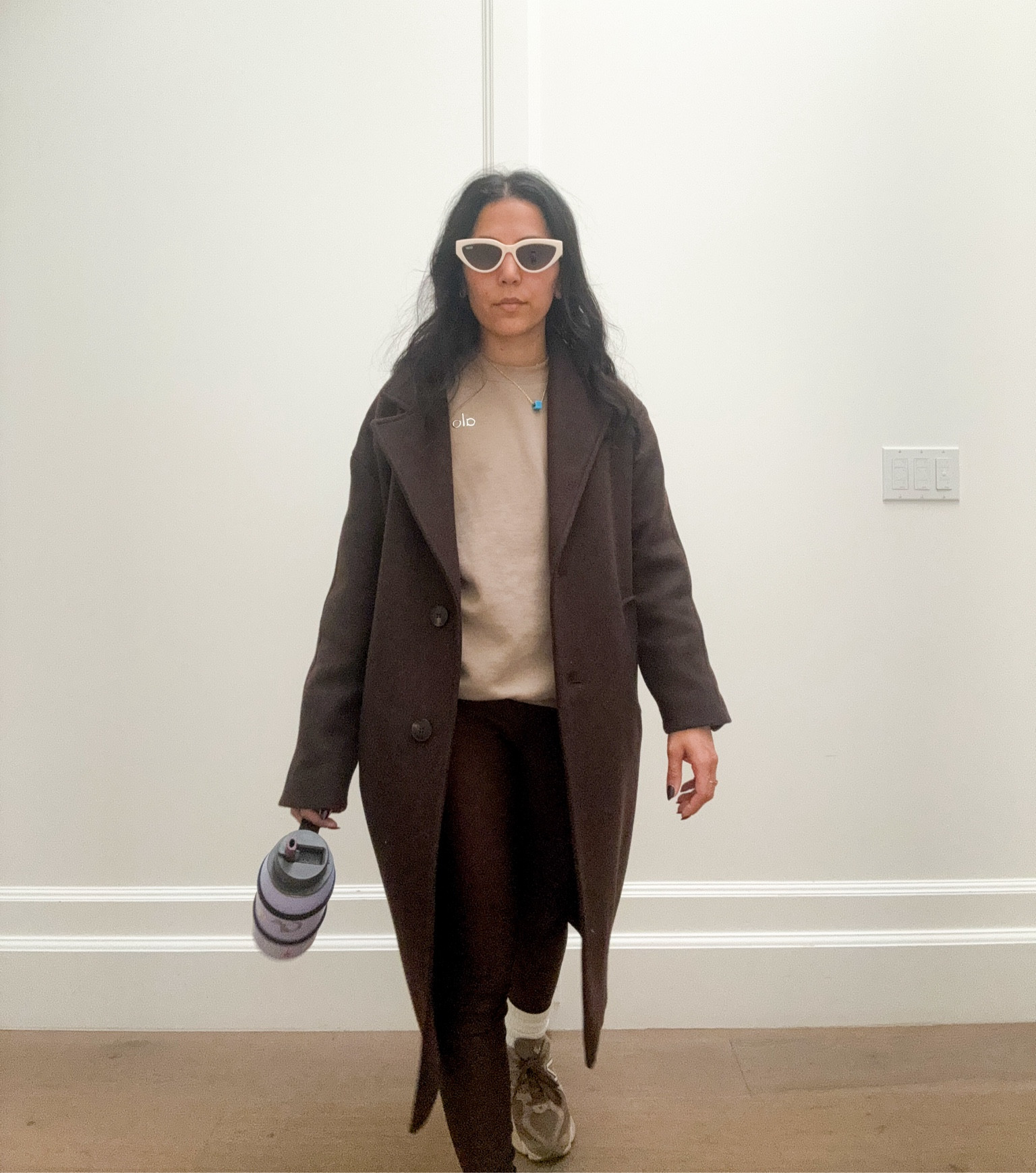 Monochromatic outfit, loving all shades of brown now and this is the ultimate comfy but cute outfit.  


Wearing XS in crew neck, leggings and Zara coat

#LTKStyleTip #LTKActive #LTKSeasonal