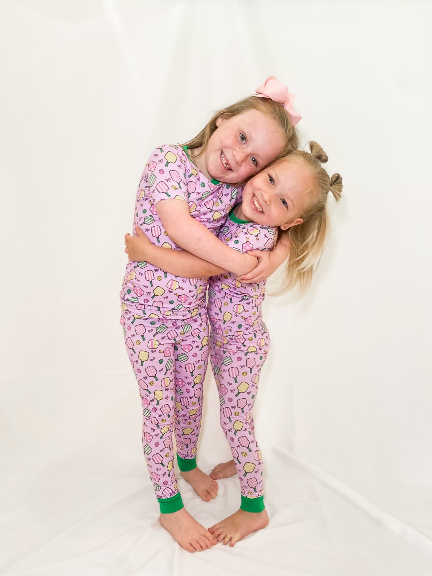 Pickleball dreams & bamboo seams 💚🎾
The Pickleball Pajama Drop is live at Cousins Bamboo Co.—perfect for your littles who love to play (or just look the part 😉). Made from buttery-soft bamboo & full of fun, sporty charm! Use code LAUNCH10 for 10% off. 

Www.cousinsbambooco.com 


#LTKkids #LTKbaby #pickleballpajamas #courtcoreforkids #bamboopajamas #momlifeapproved #pickleball #softestpjs #matchymatchy #CousinsBambooCo

#LTKTravel #LTKKids #LTKBaby