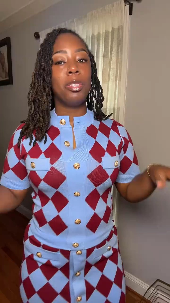 This argyle 2-piece knit button-down top is giving retro chic in the best way. The fitted silhouette, gold buttons, and soft stretch knit make it both polished and comfortable. Perfect for styling with the matching skirt or dressing up your everyday outfit with a statement piece.
#akirafashion #argylefashion #knittop #retrochicstyle #bodyconstyle #fashionfinds #tiktokshopfashion #outfitinspo #dmvinfluencer 

#LTKgrwm #LTKWorkwear #LTKootd