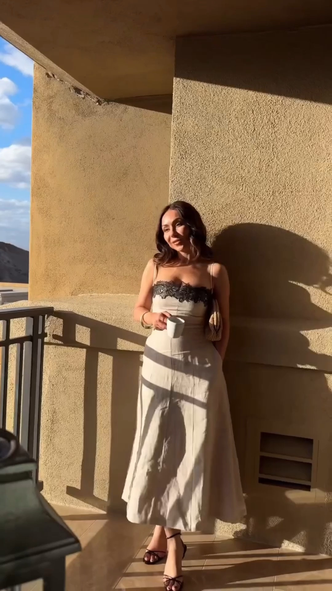 My favorite way to catch the golden hour glow: a hint of desert magic and sunset views from my private balcony at the Ritz-Carlton Rancho Mirage. ✨🌵🏜️
#RitzCarlton #RanchoMirage #RCMemories