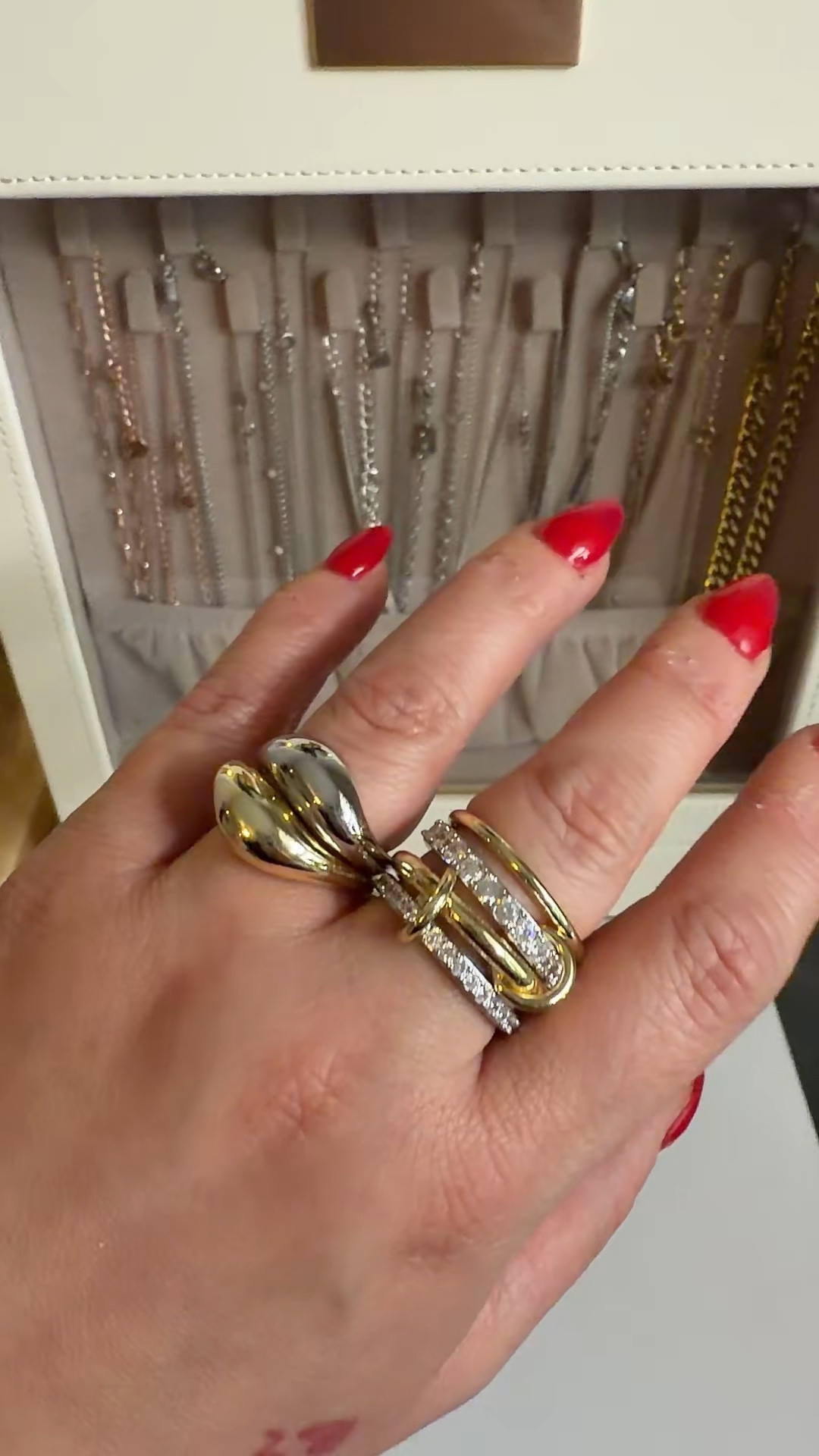 Pavoi offers quality jewelry at affordable prices. 

#LTKOver40 #LTKSaleAlert #LTKBeauty