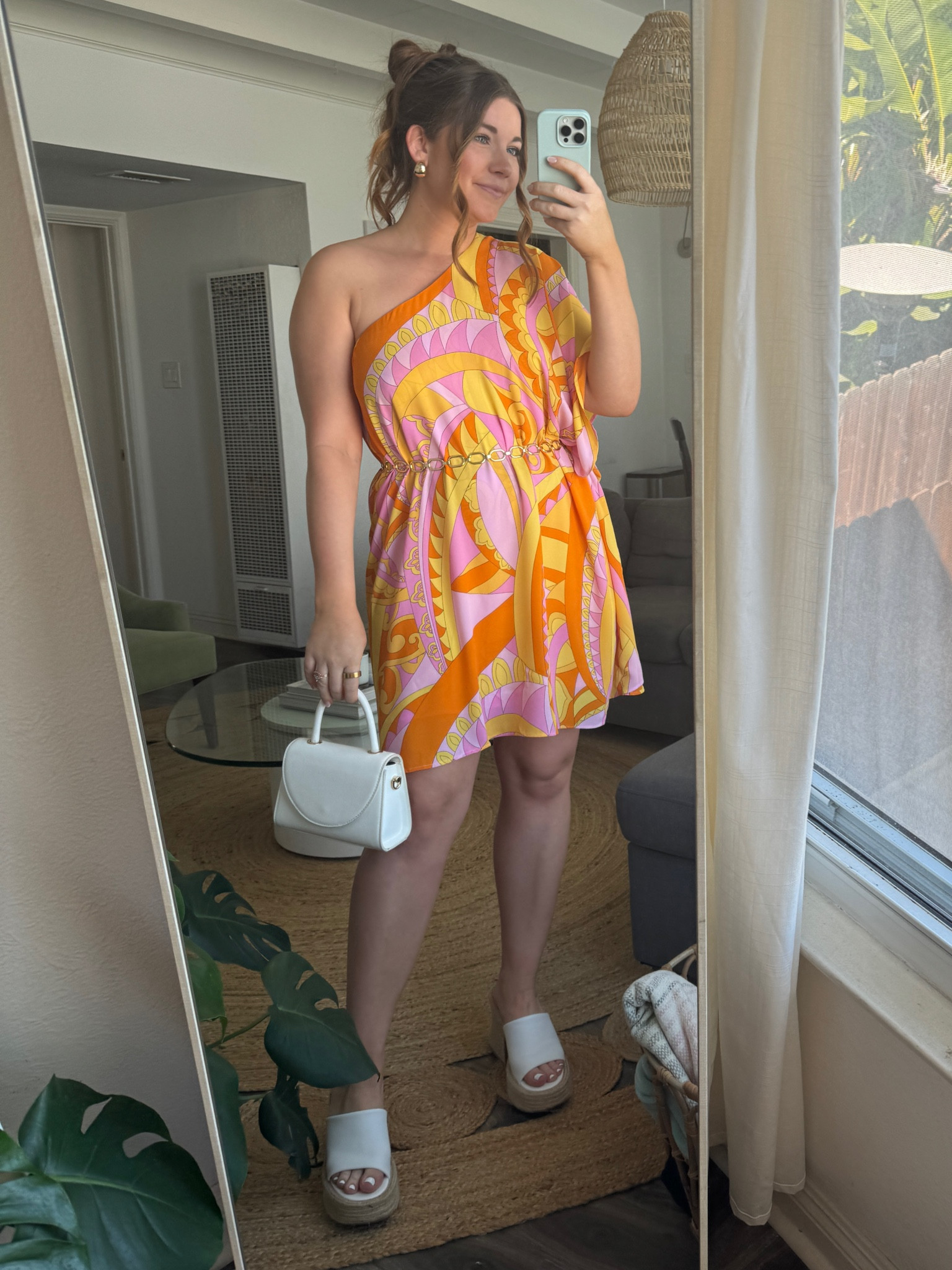 Literal sunshine in a dress 🌞🍊🌸

Show Me Your Mumu dress rented from FashionPass ✨

Get $30 off your FashionPass membership with my code LAURENK30 🫶🏻