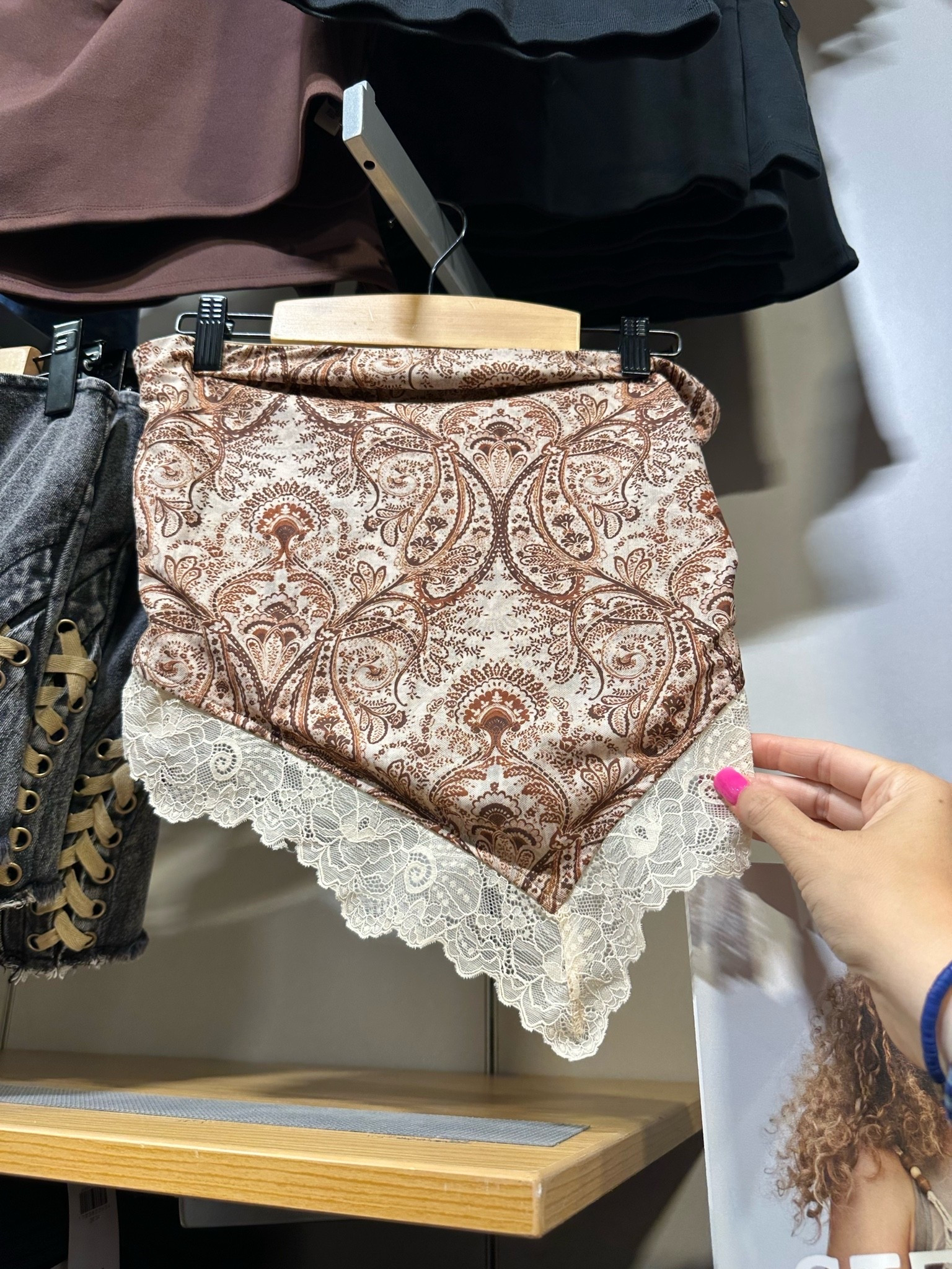 Love this paisley printed lace trim tube top from buckle! So cute for summer! Ranges from sizes XXS-XXL! & priced at $29!

#LTKMidsize #LTKPetite #LTKPlusSize
