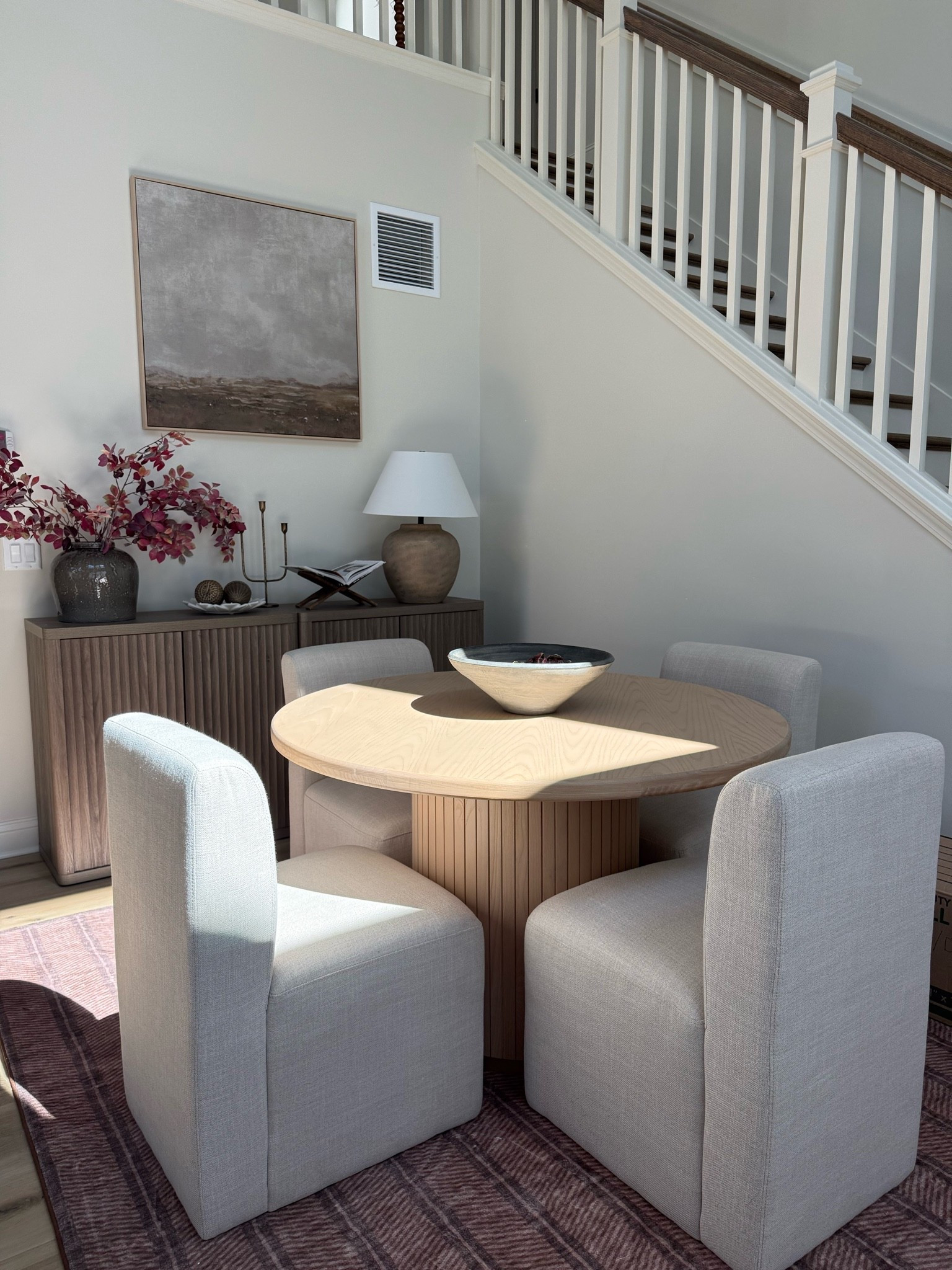 When the sun hits just right 👌🏽 my favorite dining room chairs to date!! Also linked a really similar table from Amazon and you won’t believe the price!! 

Dining room inspo, dining room chairs, Loloi rug, dining room rug, dining room sideboard, neutral home inspo, fall decor
