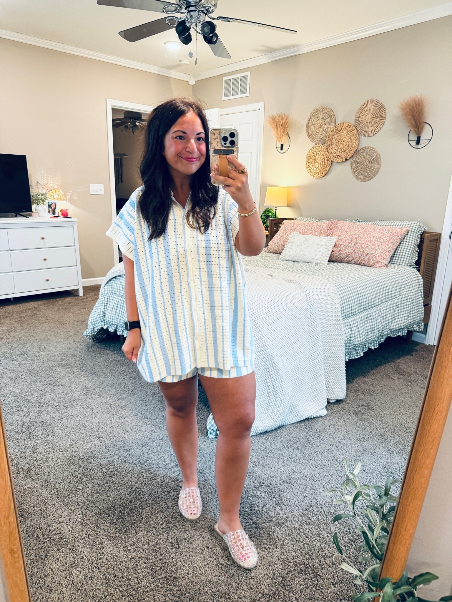 Tuesday OOTD

#LTKootd #LTKSeasonal #LTKMidsize