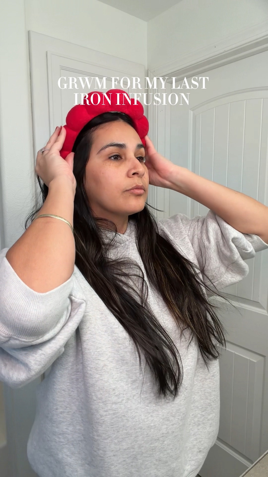 GRWM for my last iron infusion…hopefully! Not gonna lie, it was pretty relaxing to just sit there and do nothing for 45 minutes. But hoping that my iron levels are back to normal because it’s nice to have energy and not feel tired ALL. THE. TIME. 


Skin care- The daily
Primer- smashbox
Concealer and bronzer- Tarte 
Eyeshadow and blush- MAC
Eyeliner- nyx
Mascara- maybelline
Setting spray- urban decay 

Everything is linked! 

#grwm #momlife #ootd #skincare #makeuproutine 

#LTKmomlife #LTKgrwm #LTKdayinmylife