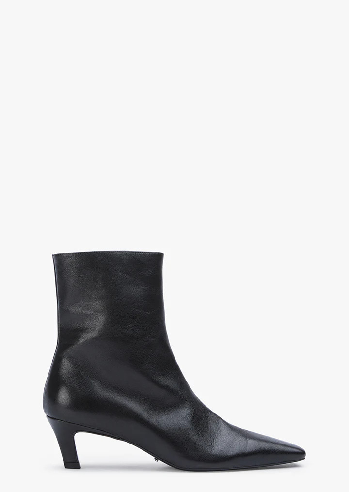 Estelle Black Vintage | Tony Bianco US