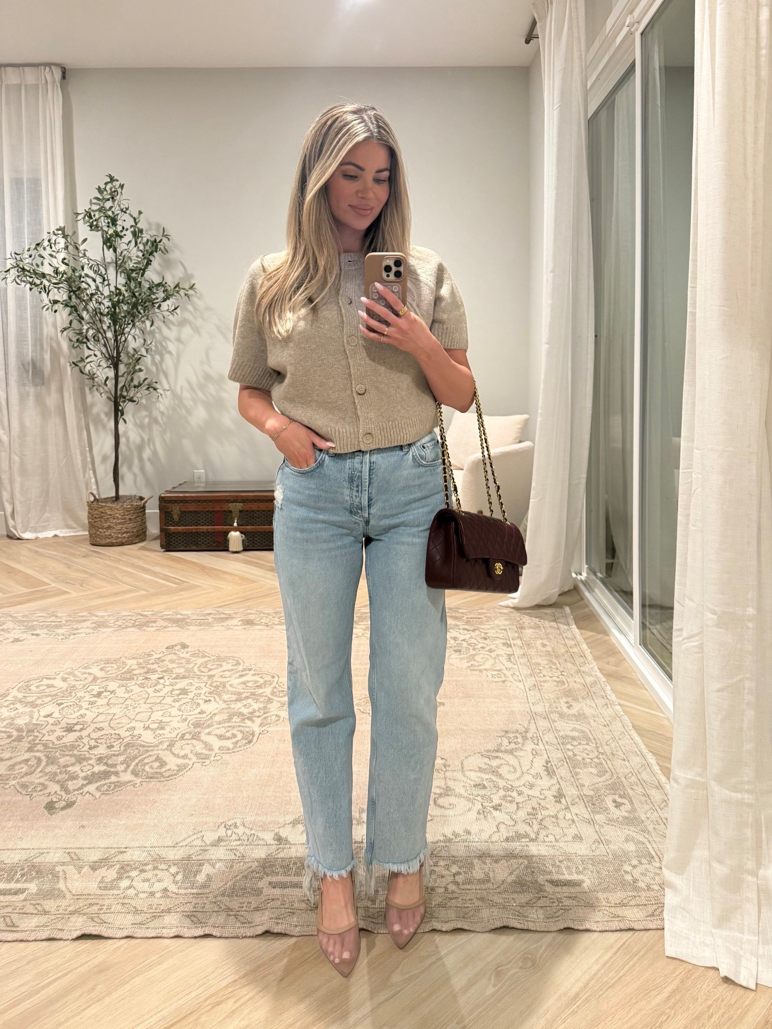 Outfit I wore to dinner -
Sweater - small
Denim - 27
Shoes - tts