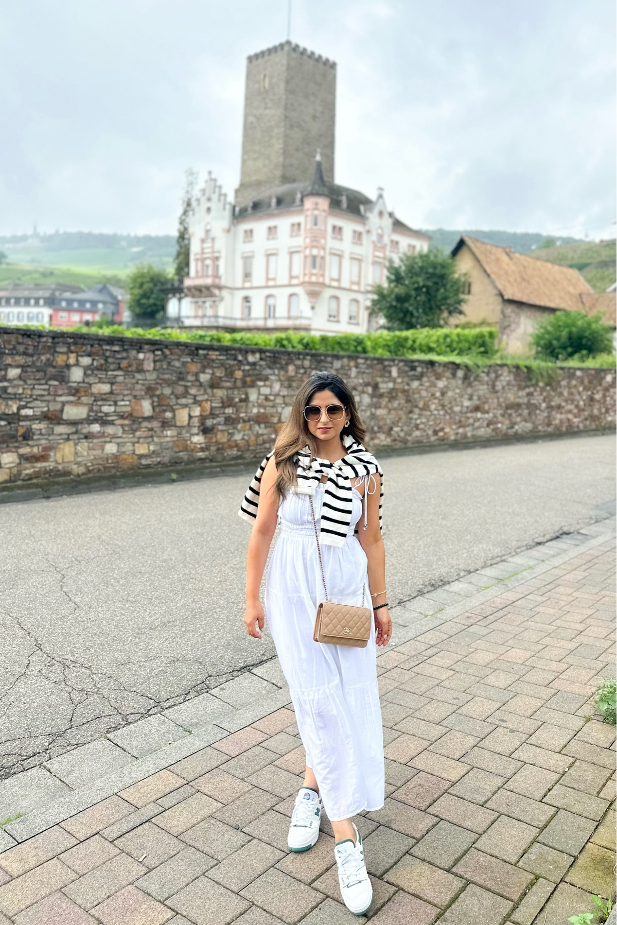 White dress 

#LTKSaleAlert #LTKStyleTip #LTKFindsUnder100