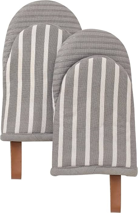 Folkulture Mini Oven Mitts Heat Resistant 5.75" x9", Set of 2 Short Oven Mitts with Hanging Loop,... | Amazon (US)