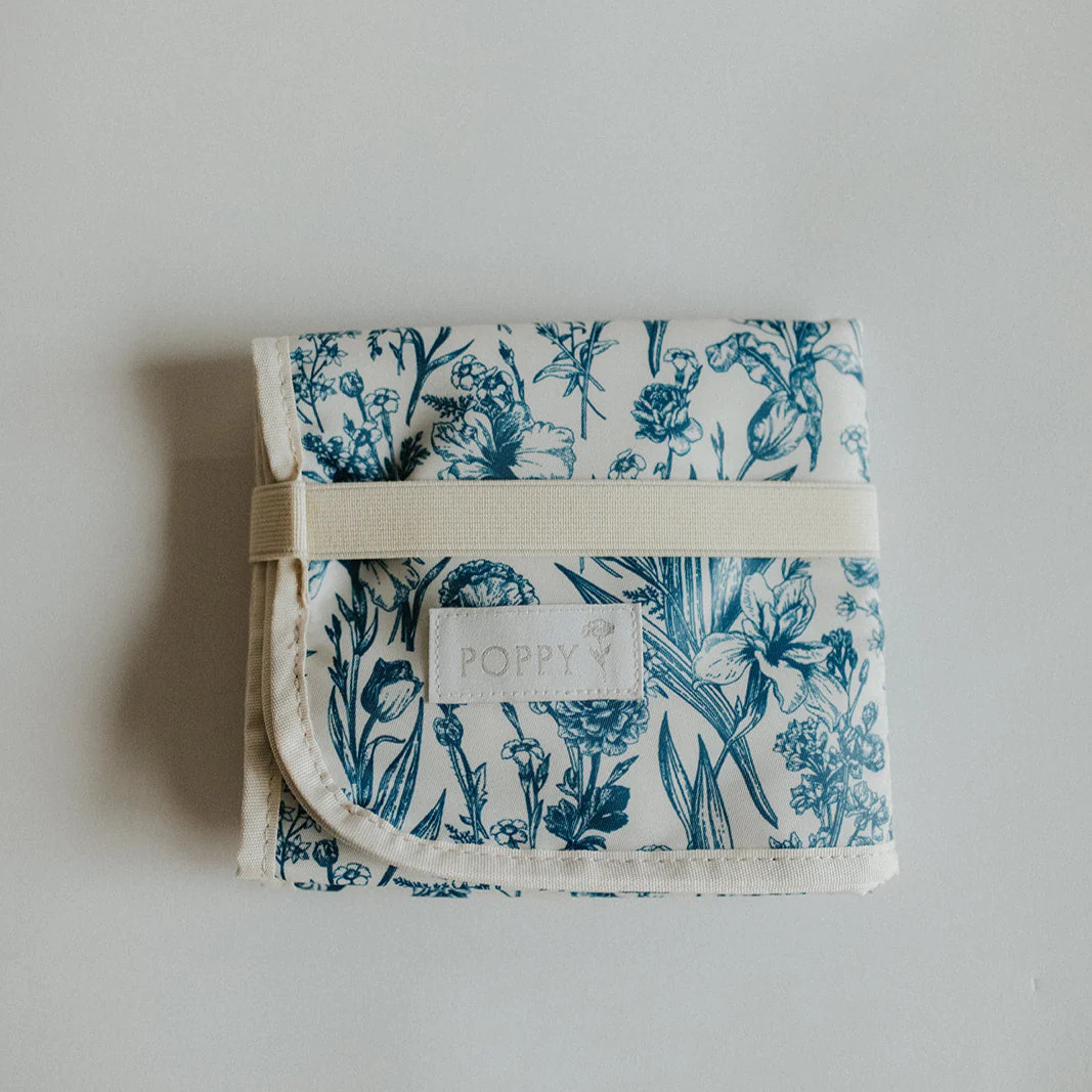 Wipe-clean changing mat (Blue Toile) | The Poppy Brand