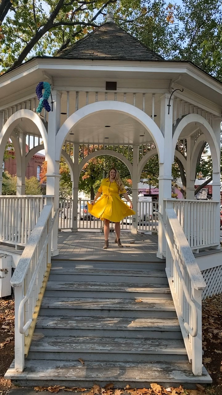 For those in between days when it feels like summer, but is suppose to be fall!

#LTKSeasonal