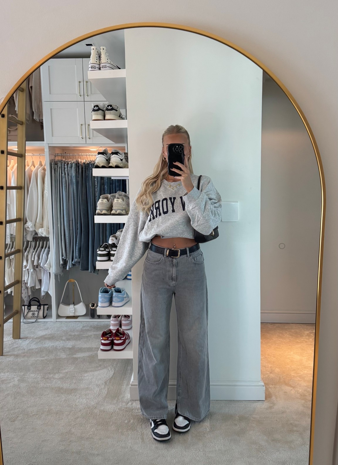 outfit of the day 🩶