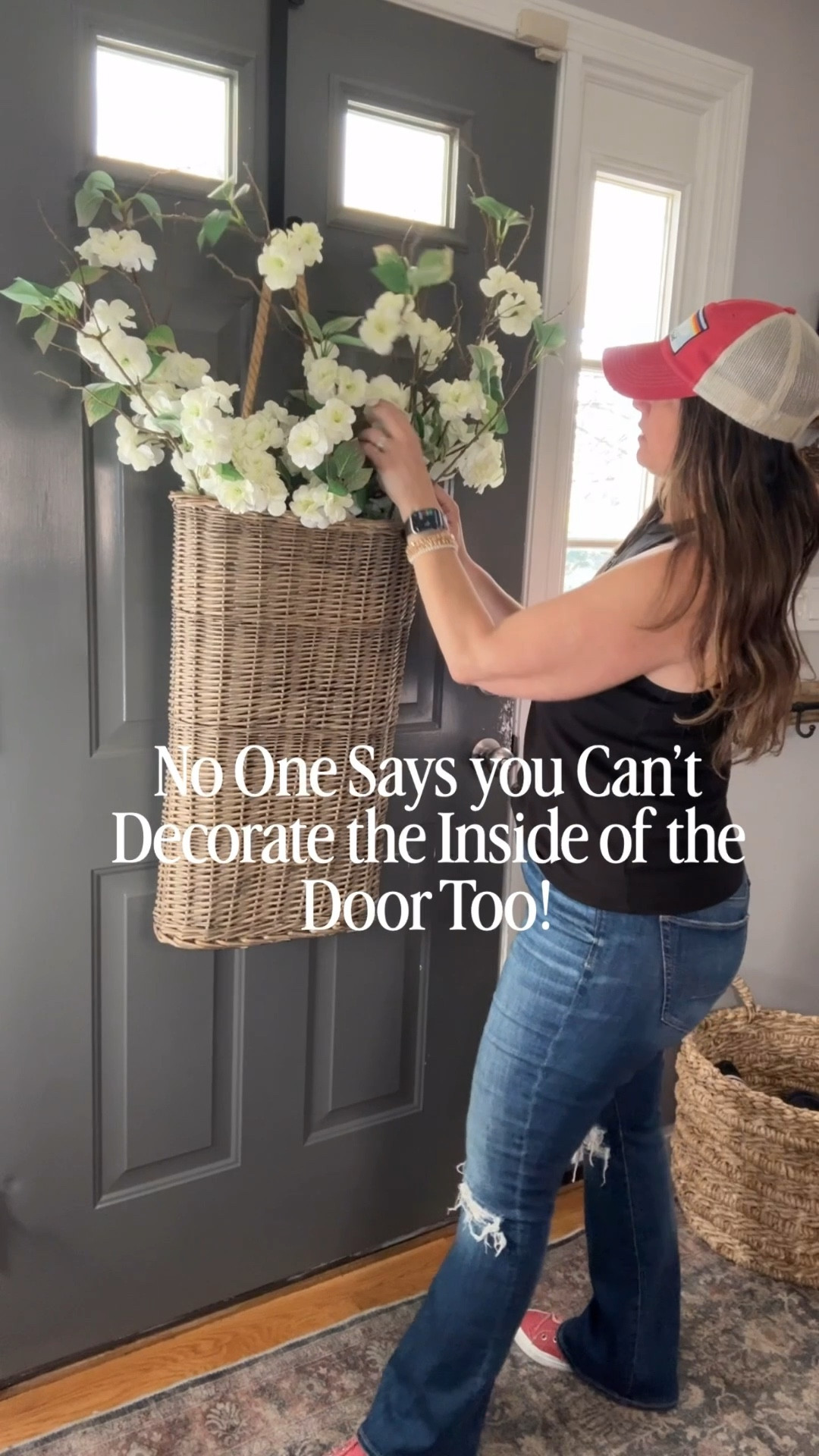 Why don’t more people decorate the inside of their front door?! 

#LTKHome #LTKSeasonal